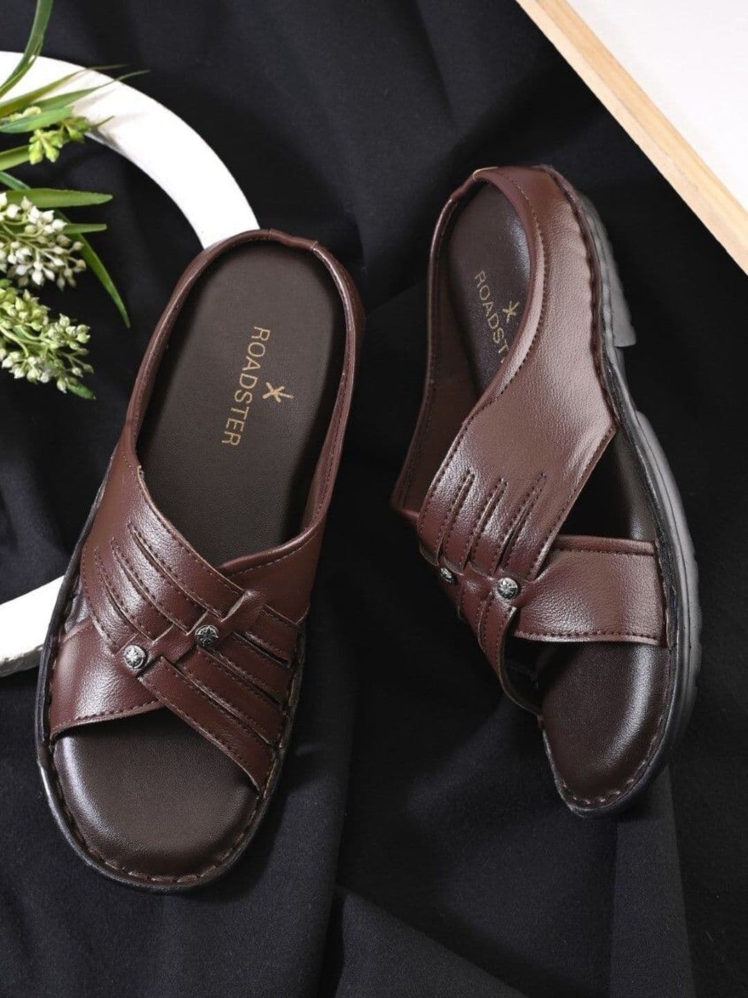 The Roadster Lifestyle Co Men Round Toe Comfort Sandals - view 1