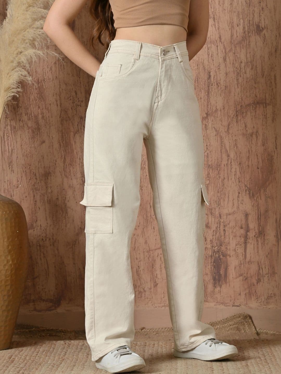 Mast & Harbour Women Classic Relaxed Fit Mid-Rise Stretchable Jeans - view 1