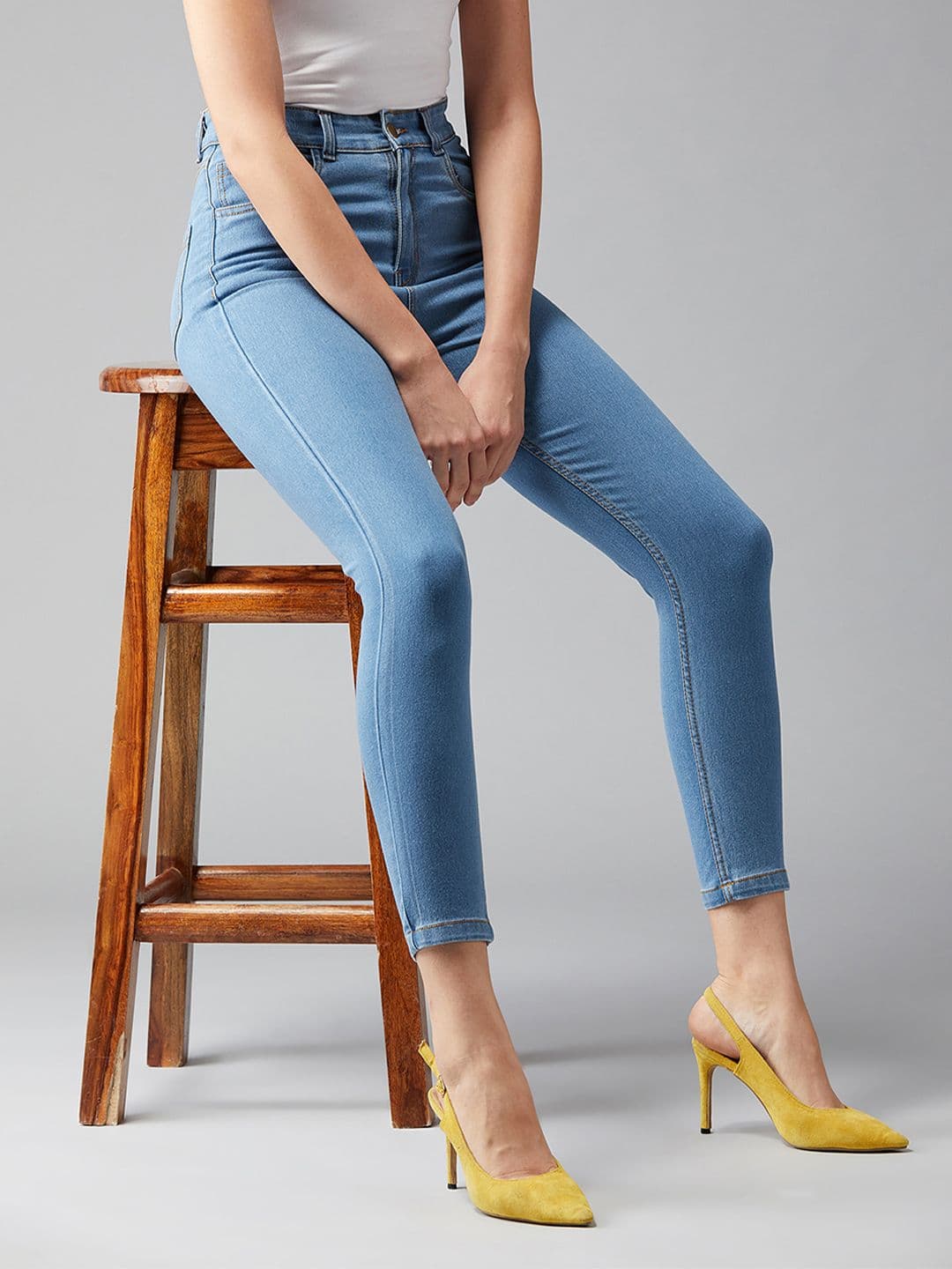 DOLCE CRUDO Women Skinny Fit High-Rise Light Fade Stretchable Jeans - view 1
