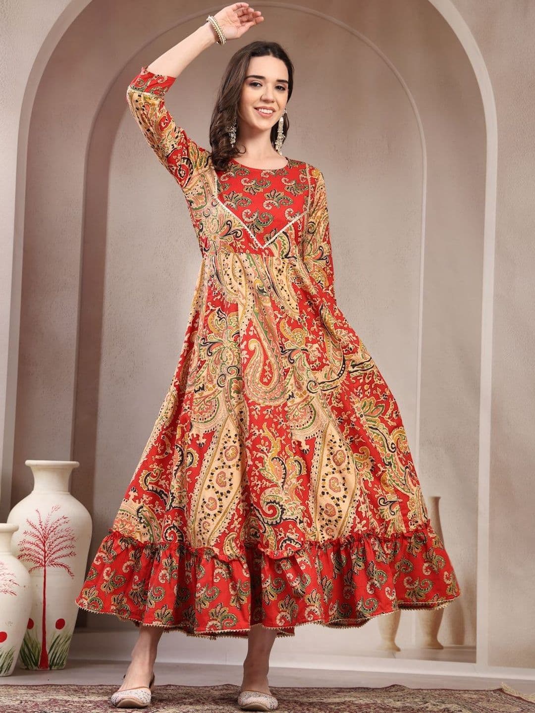 Pristyle Women Paisley Printed Gotta Patti Anarkali Kurta - view 1