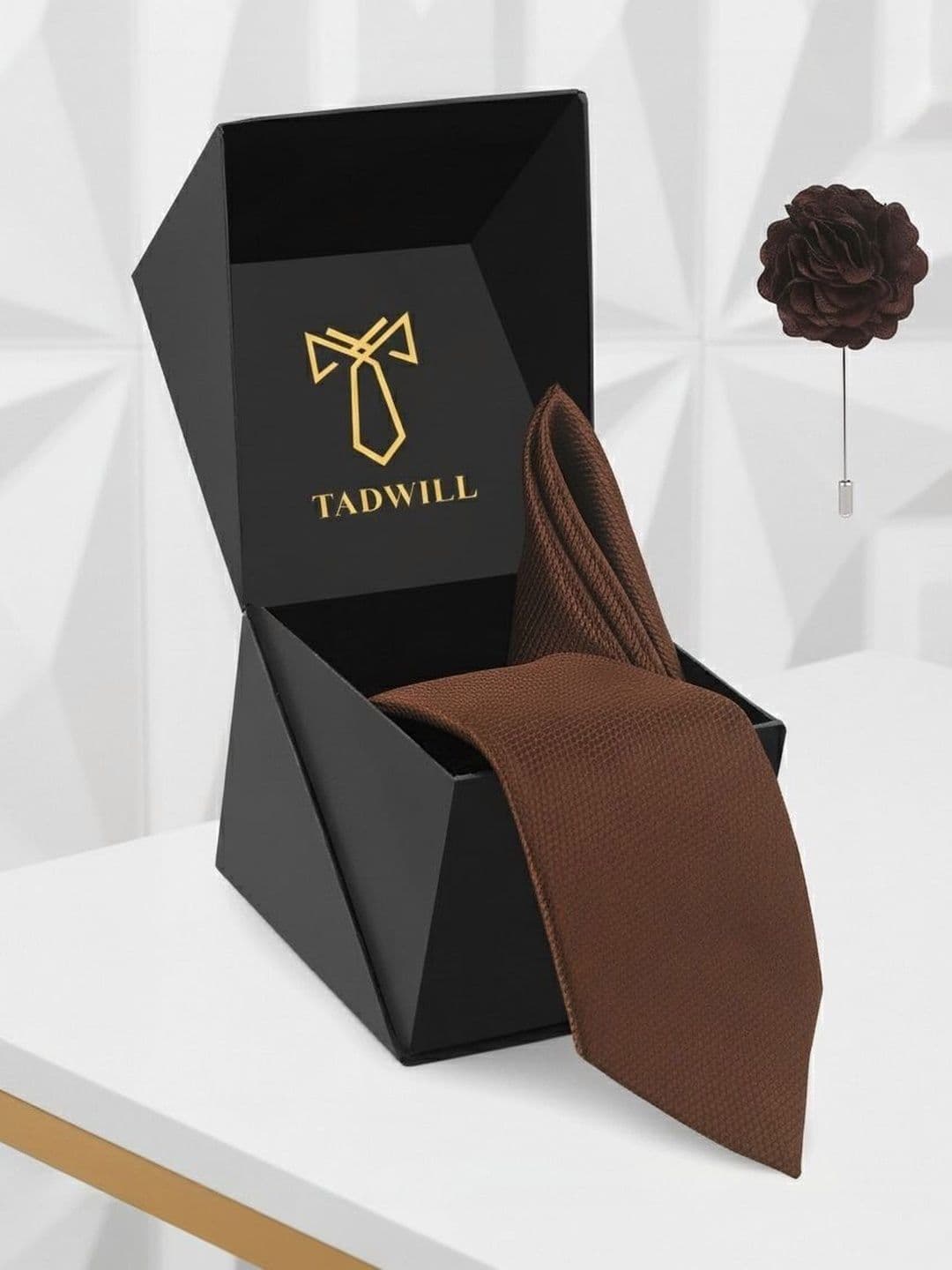 TADWILL Men Checked Broad Tie - view 1