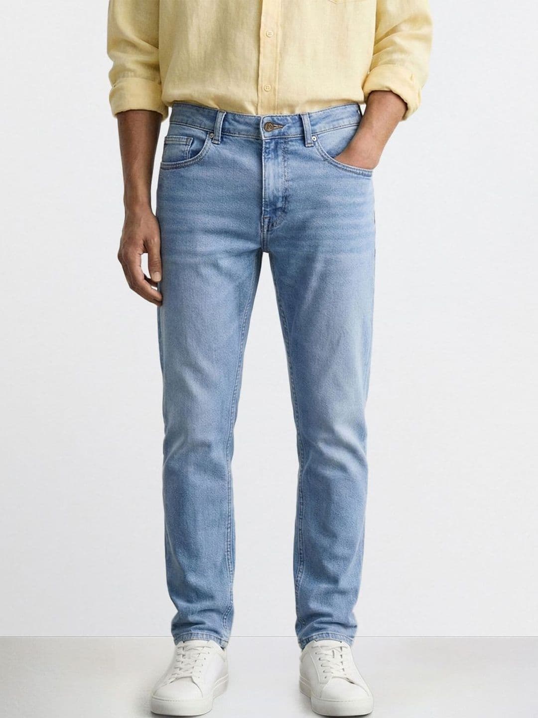 The Indian Garage Co Men Slim Fit Mid-Rise Light Fade Stretchable Jeans - view 1