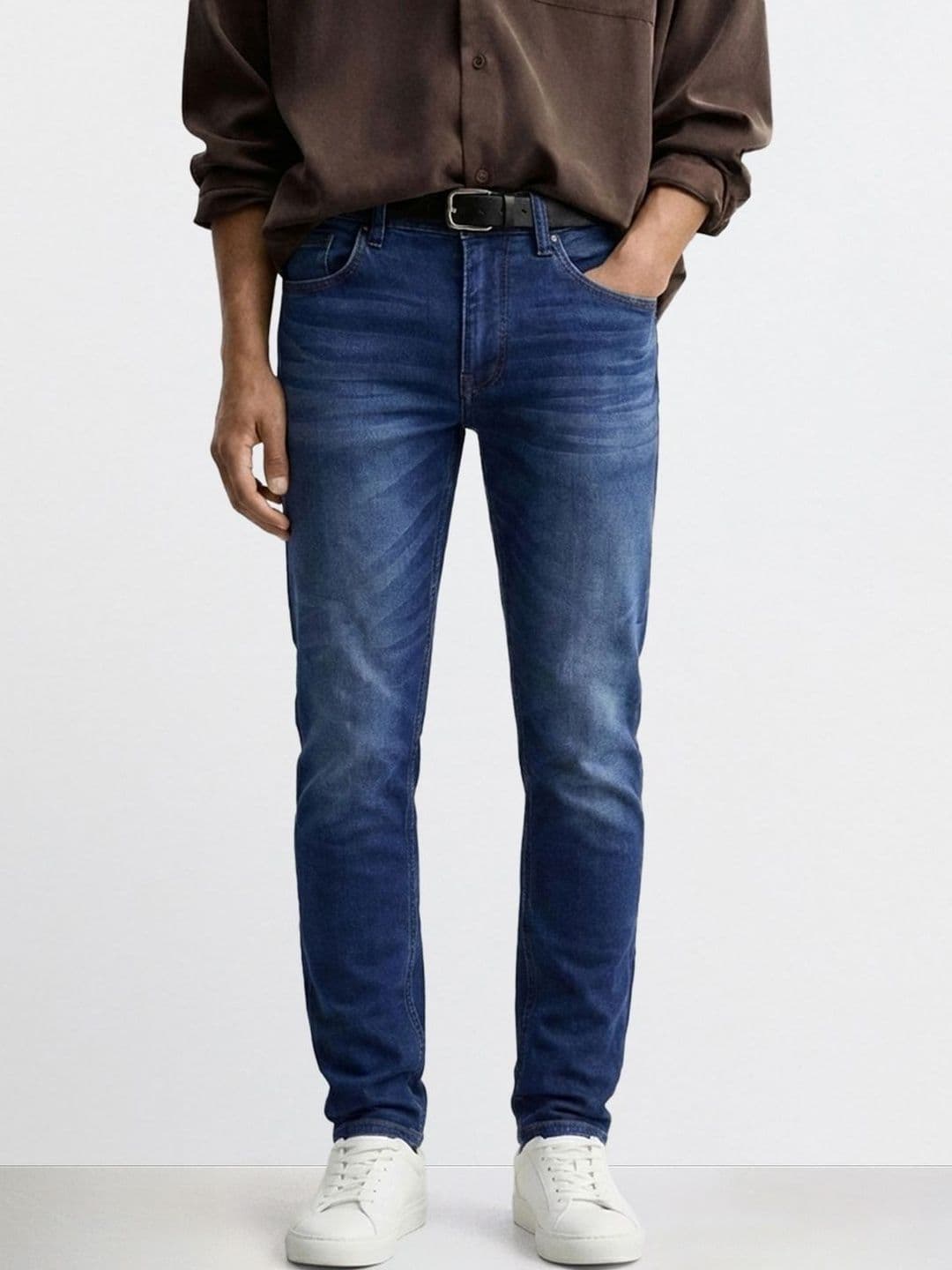 The Indian Garage Co Men Slim Fit Mid-Rise Light Fade Stretchable Jeans - view 1