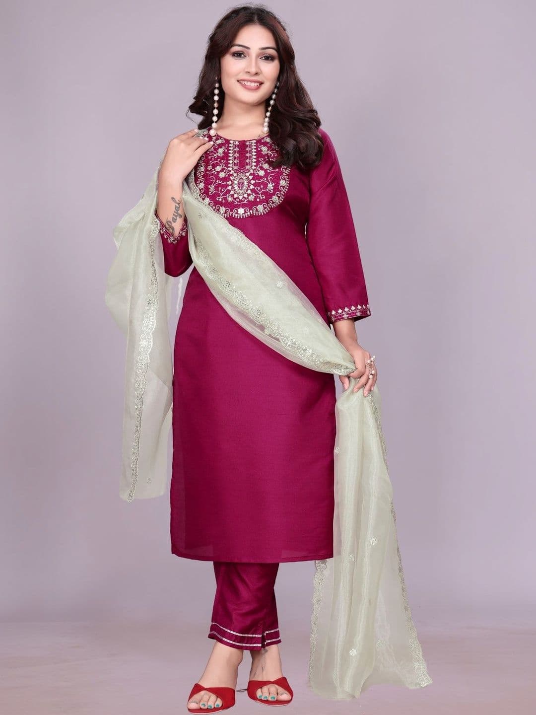 Klotden Women Ethnic Motifs Embroidered Regular Thread Work Kurta with Trousers & With Dupatta - view 1