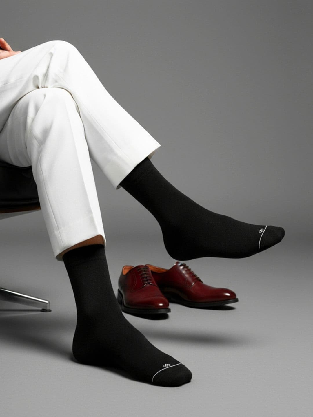 Dynamocks Bamboo Anti Bacterial Calf Length Sock - view 1
