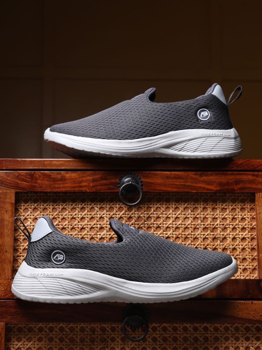 Athree Men Mesh Walking Non-Marking Shoes - view 1