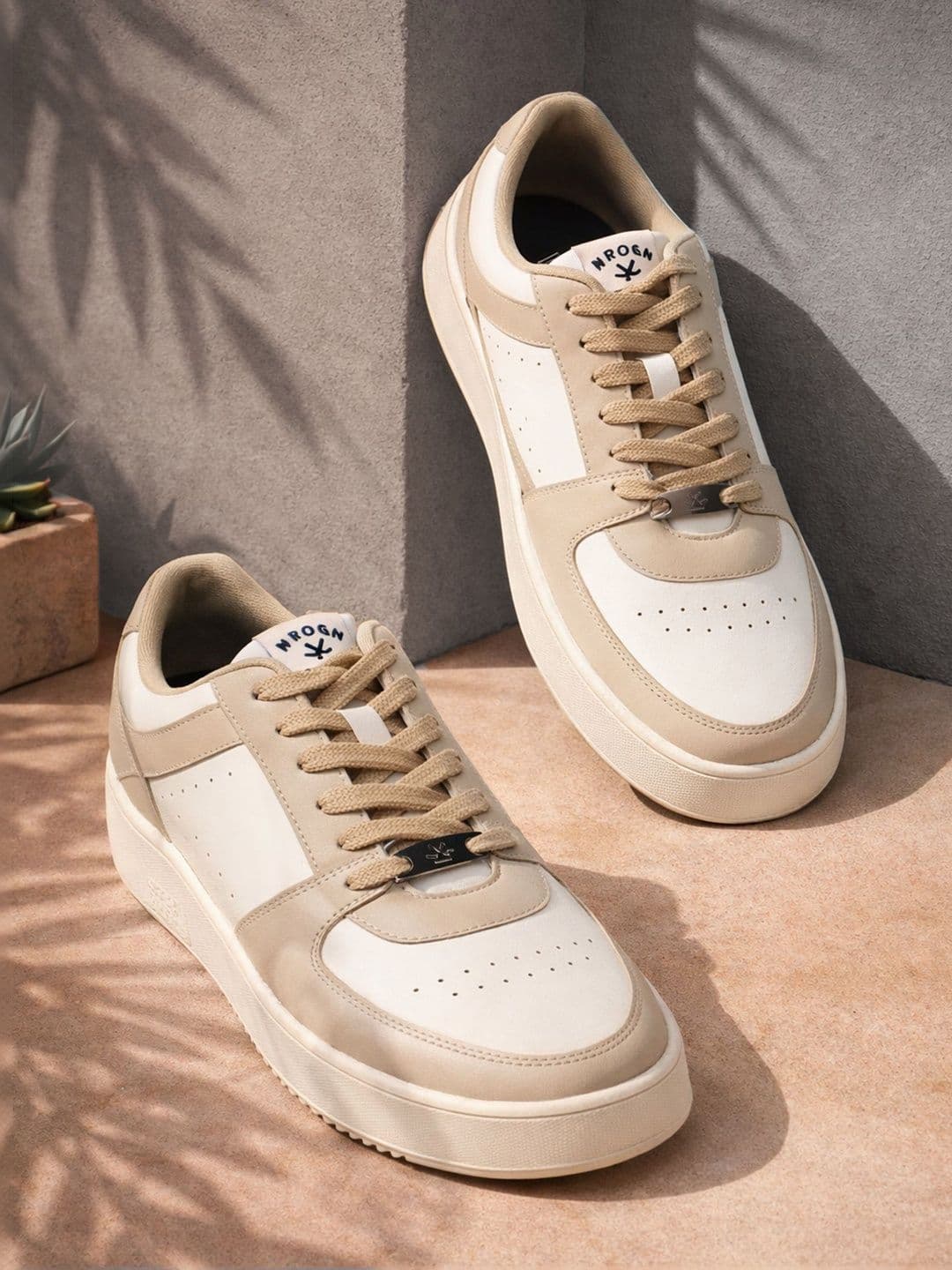 WROGN Men Colourblocked PU Sneakers