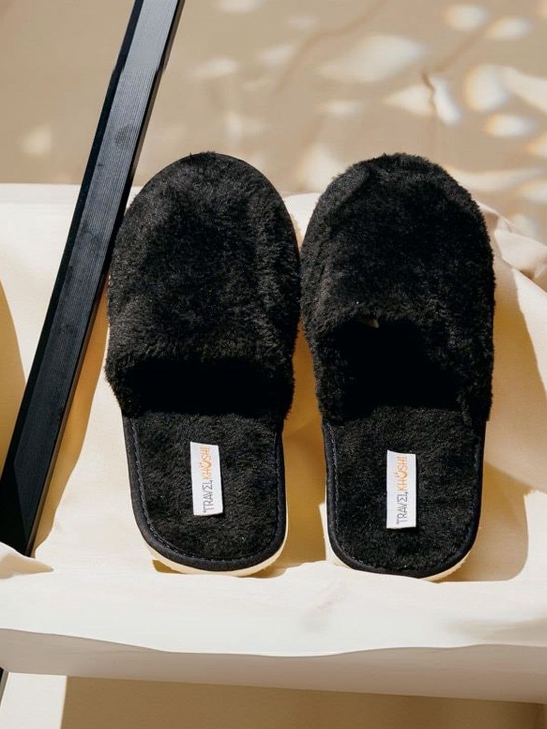 TRAVELKHUSHI Men Room Slippers - view 1