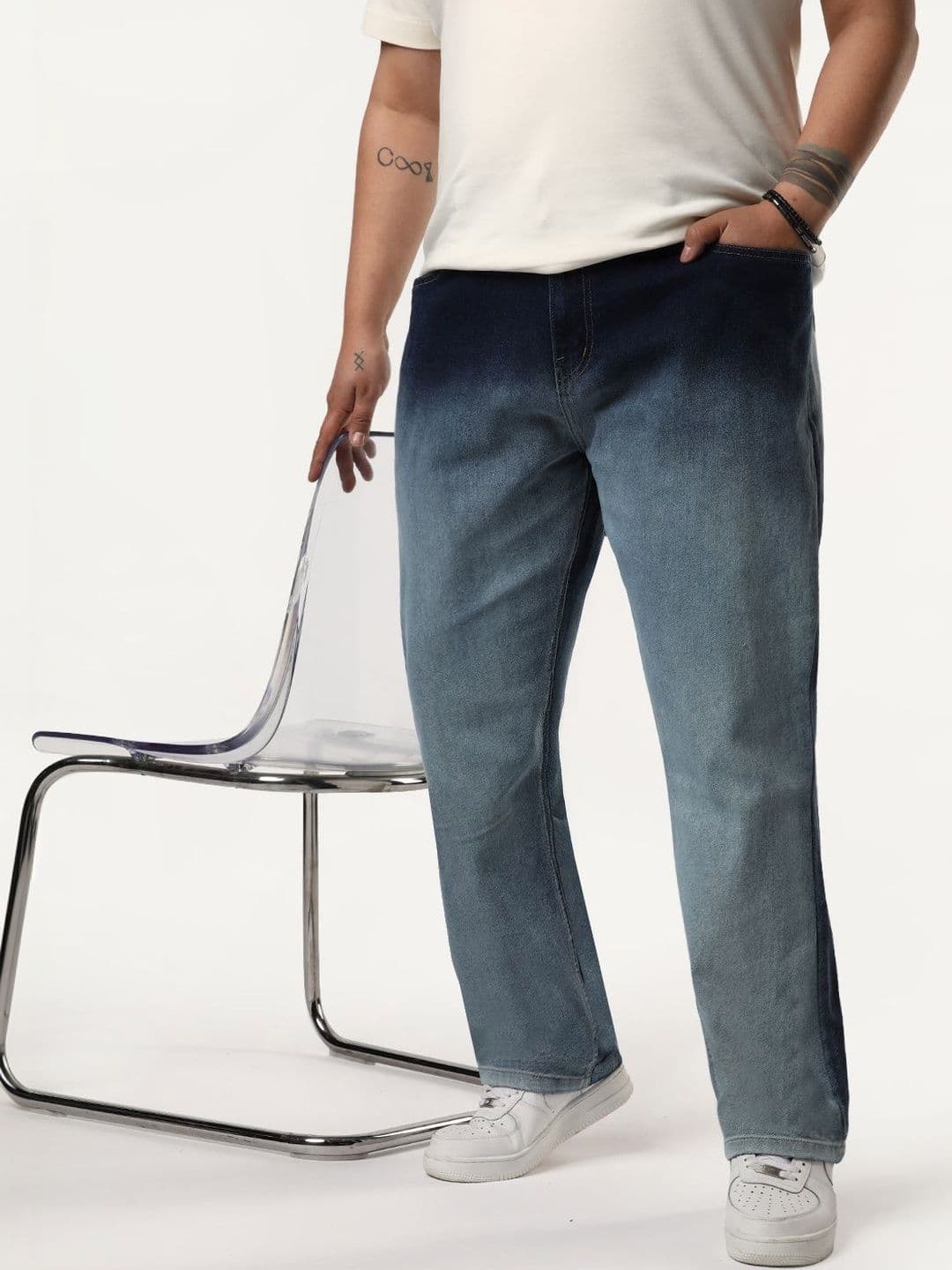 Urbano Plus Men Dark Blue Straight Fit Heavy Washed Faded Denim Stretchable Jeans - view 1
