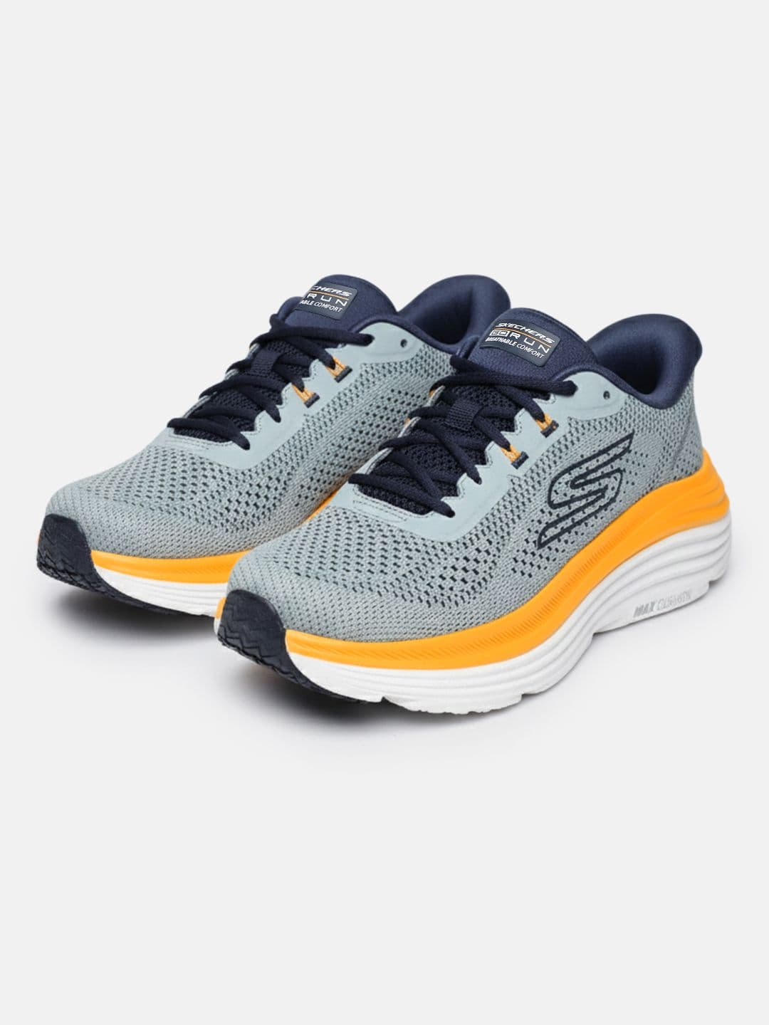 Skechers Men MAX CUSHIONING ENDEAVOUR - MA Walking Shoes - view 1