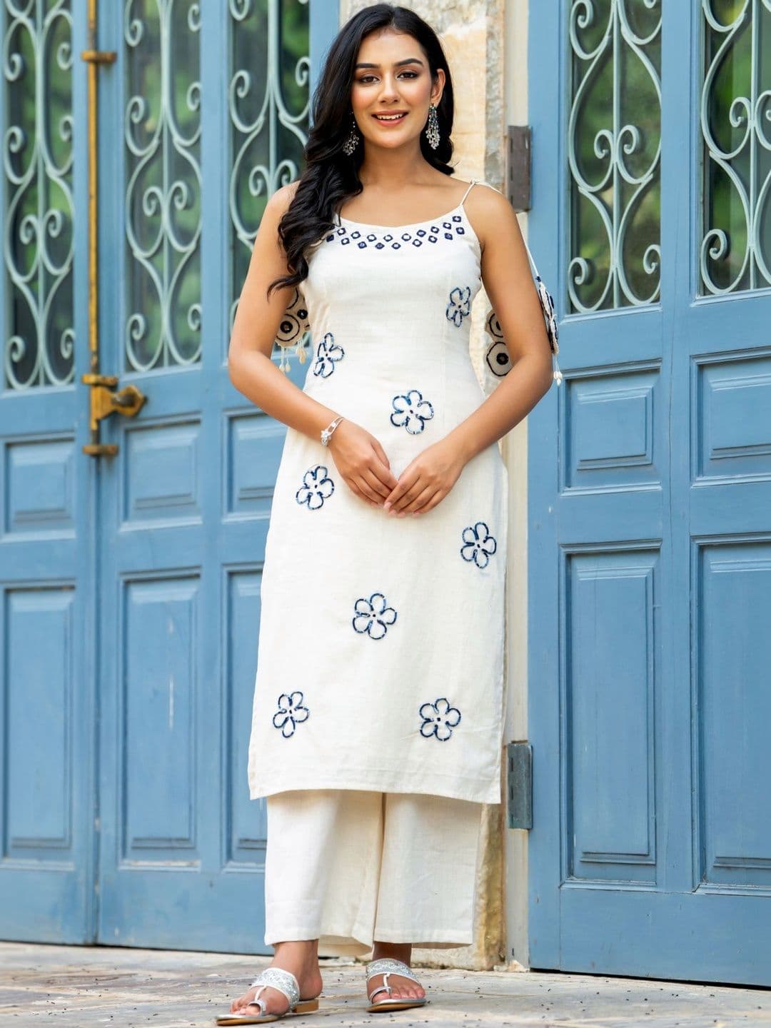 GAYRAA Women Floral Printed Regular Pure Cotton Kurta with Palazzos - view 1