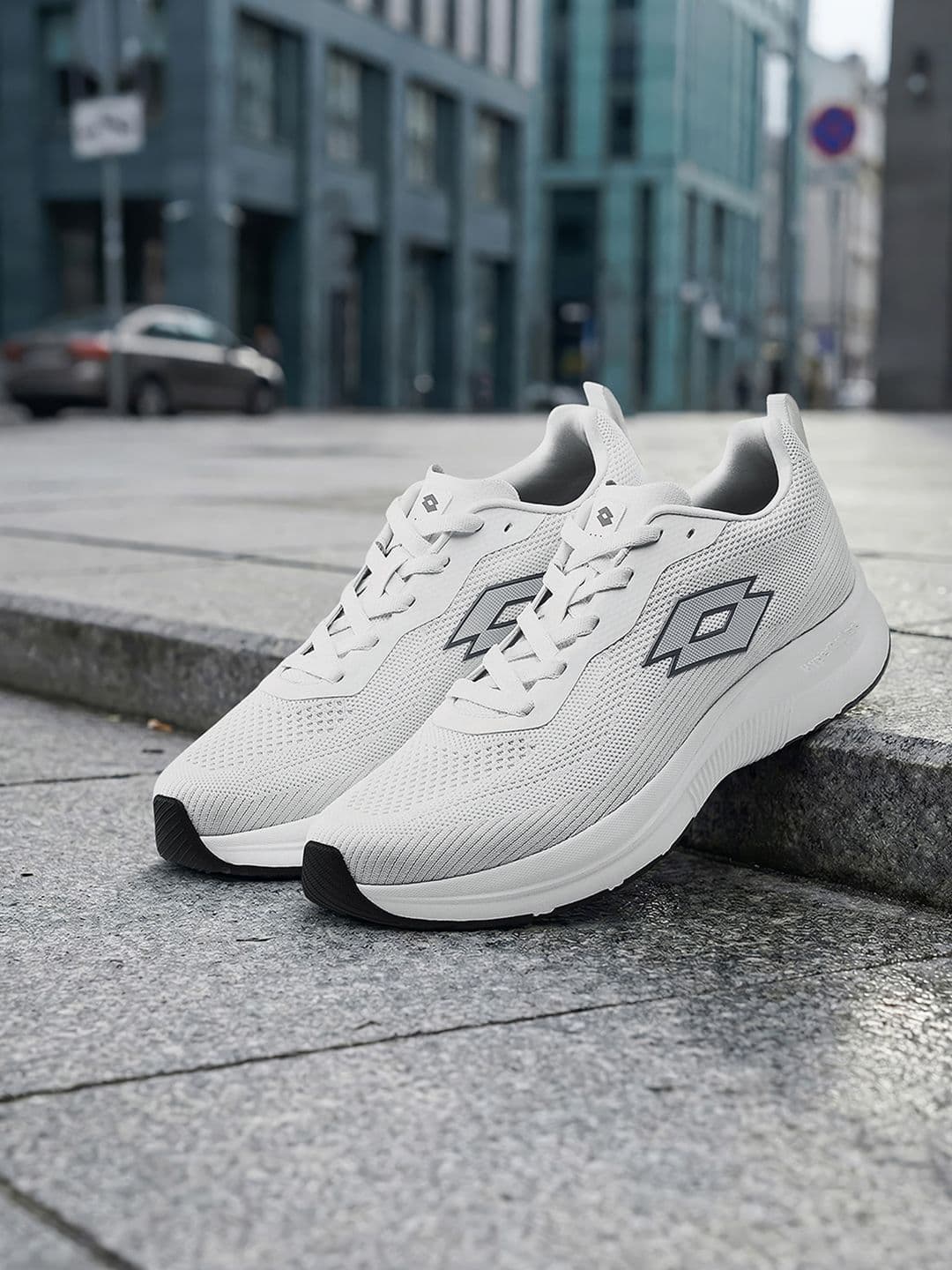 Lotto Men Mesh Running Shoes - view 1