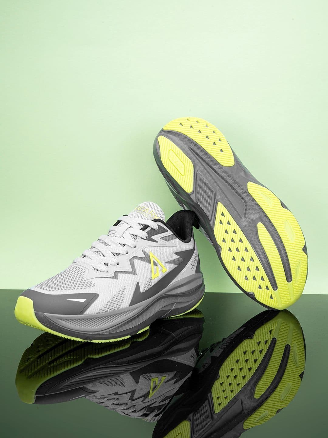 Red Tape Men Running Non-Marking Shoes - view 1