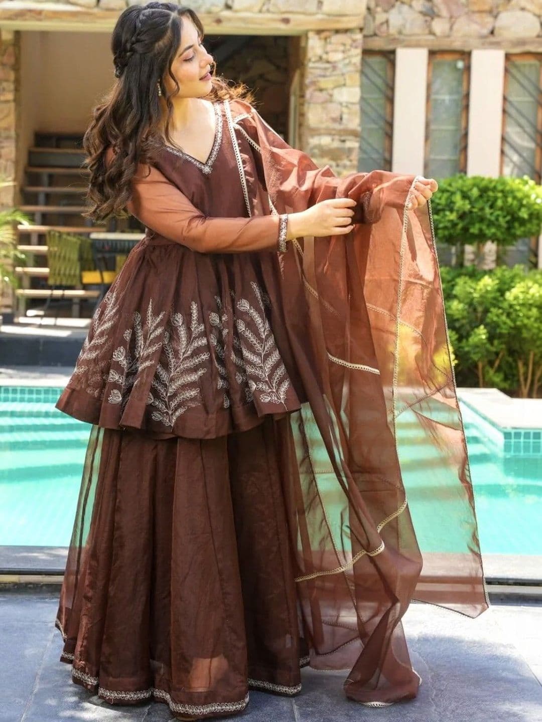 Wedani Women Ethnic Motifs Embroidered Empire Thread Work Kurti with Sharara & With Dupatta - view 1