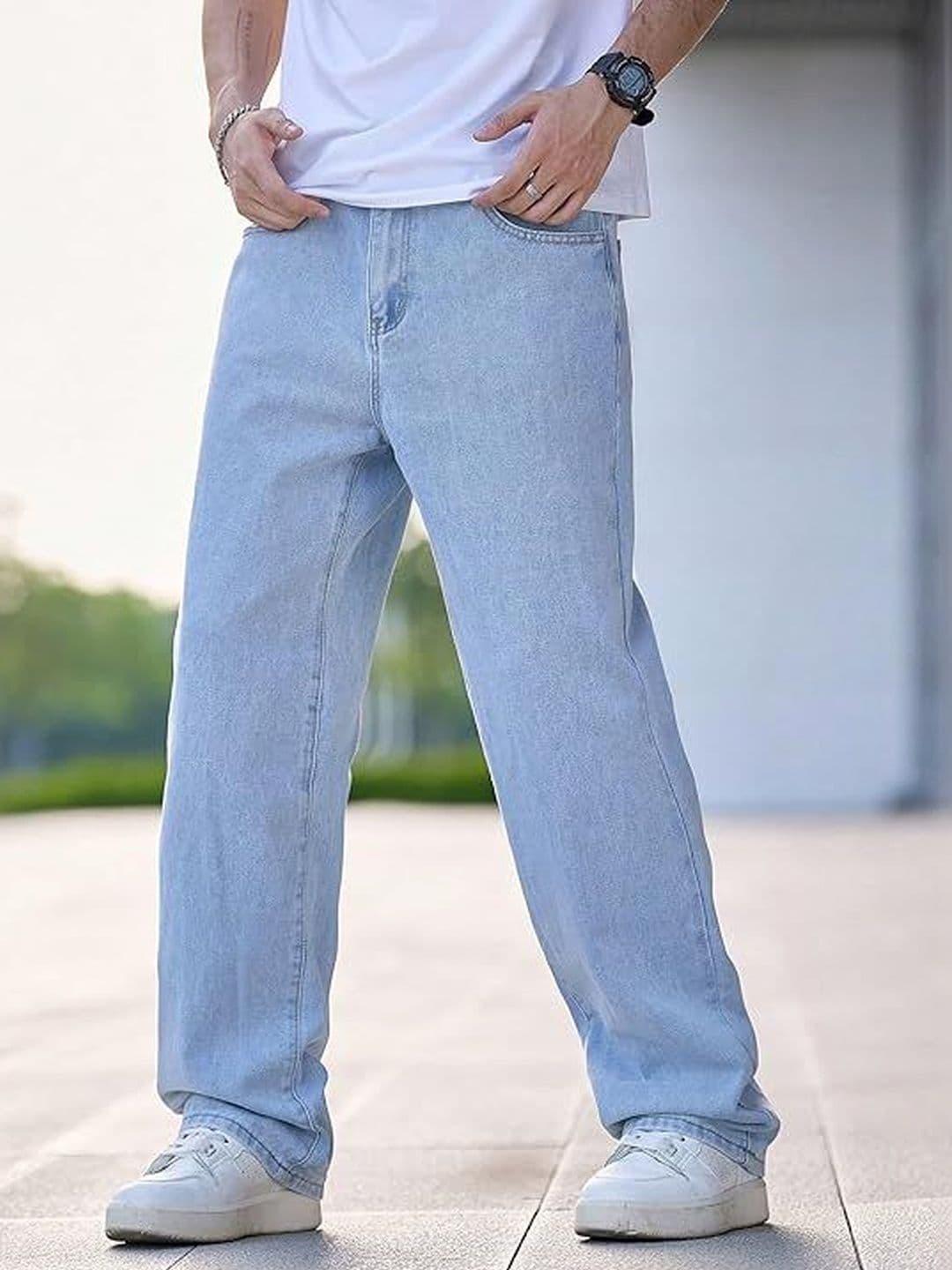 MaverIQ Men Relaxed Fit High-Rise Light Fade Stretchable Jeans - view 1