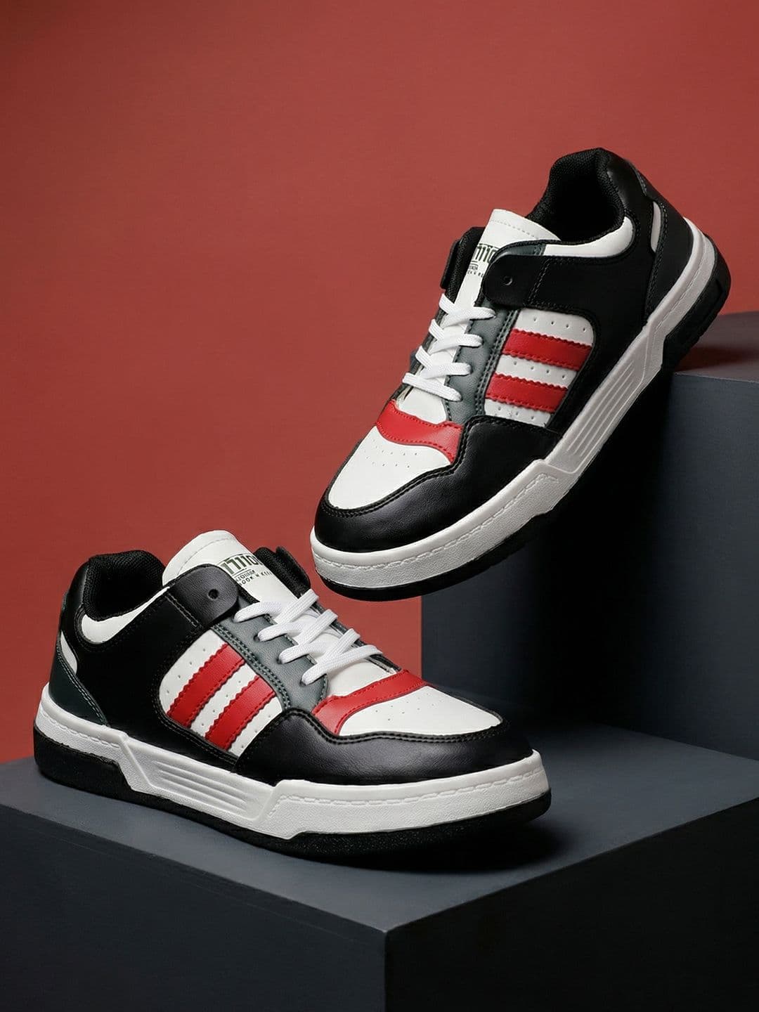Kook N Keech Men Colourblocked Sneakers - view 1