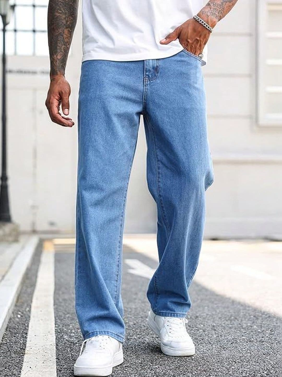 BAESD Men High-Rise Light Fade Stretchable Jeans - view 1