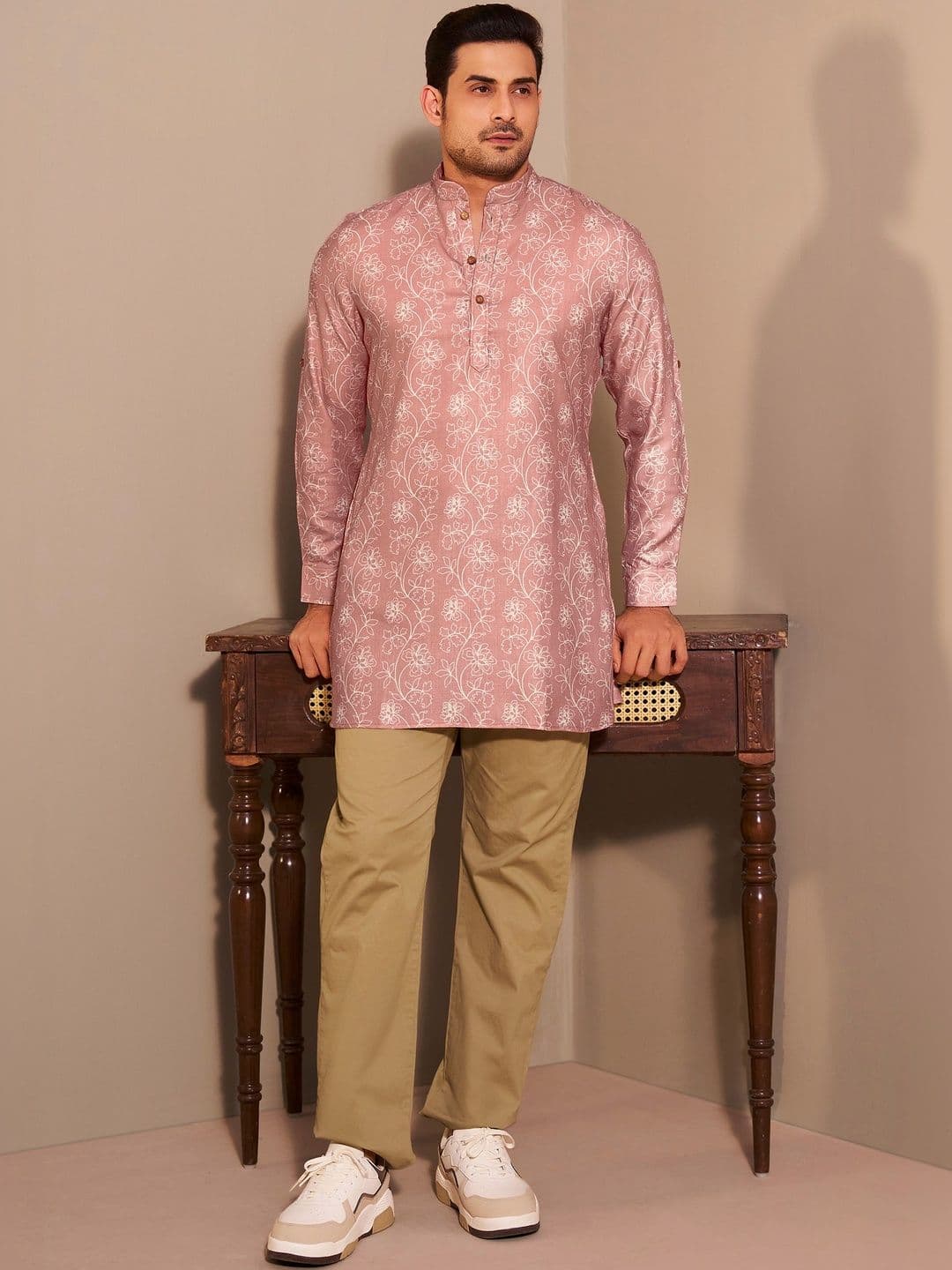 House of Pataudi Printed Mandarin Collar Above Knee Length Straight Kurtas - view 1