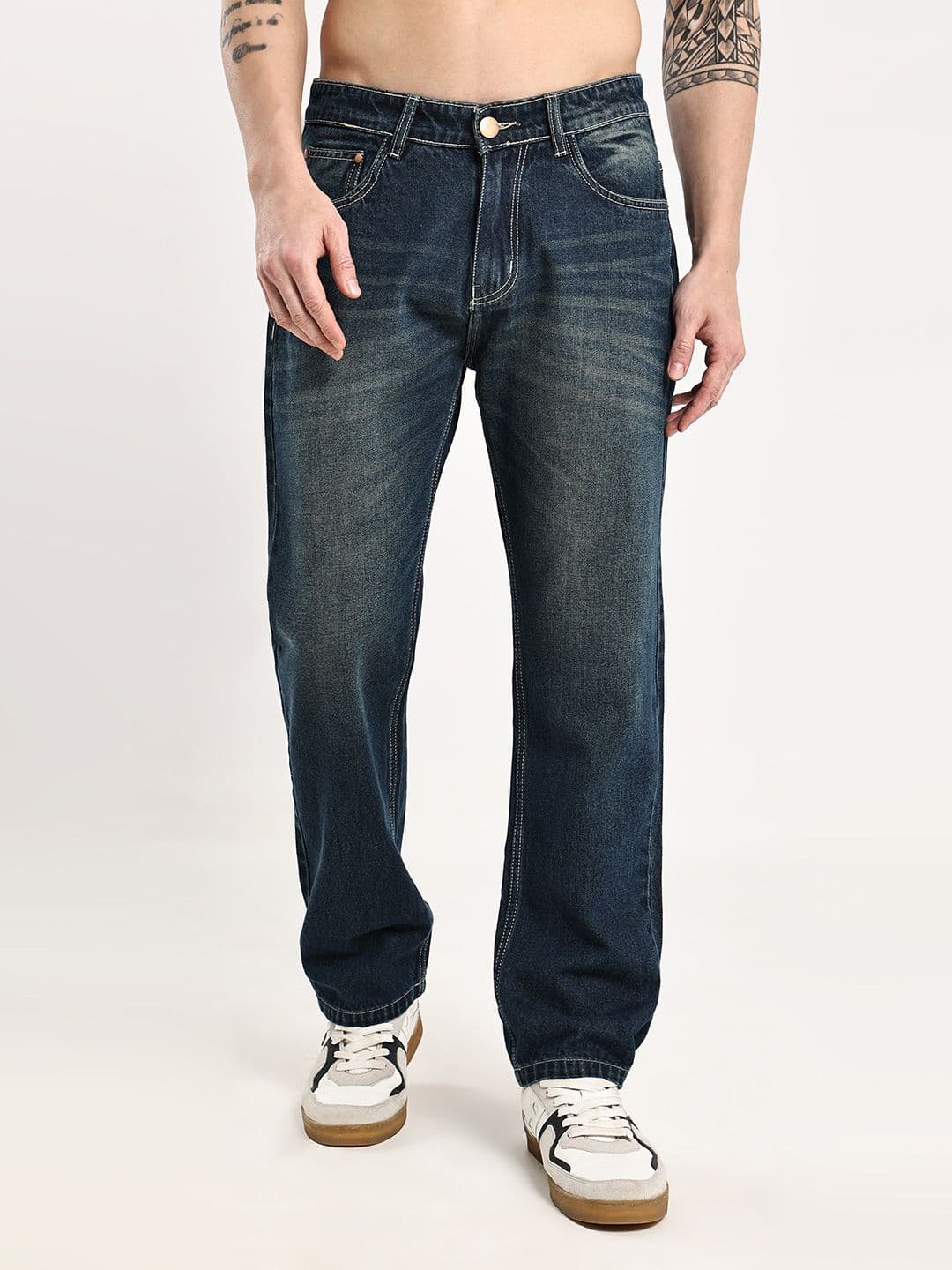 Hence Men Straight Fit Mid-Rise Light Fade Jeans