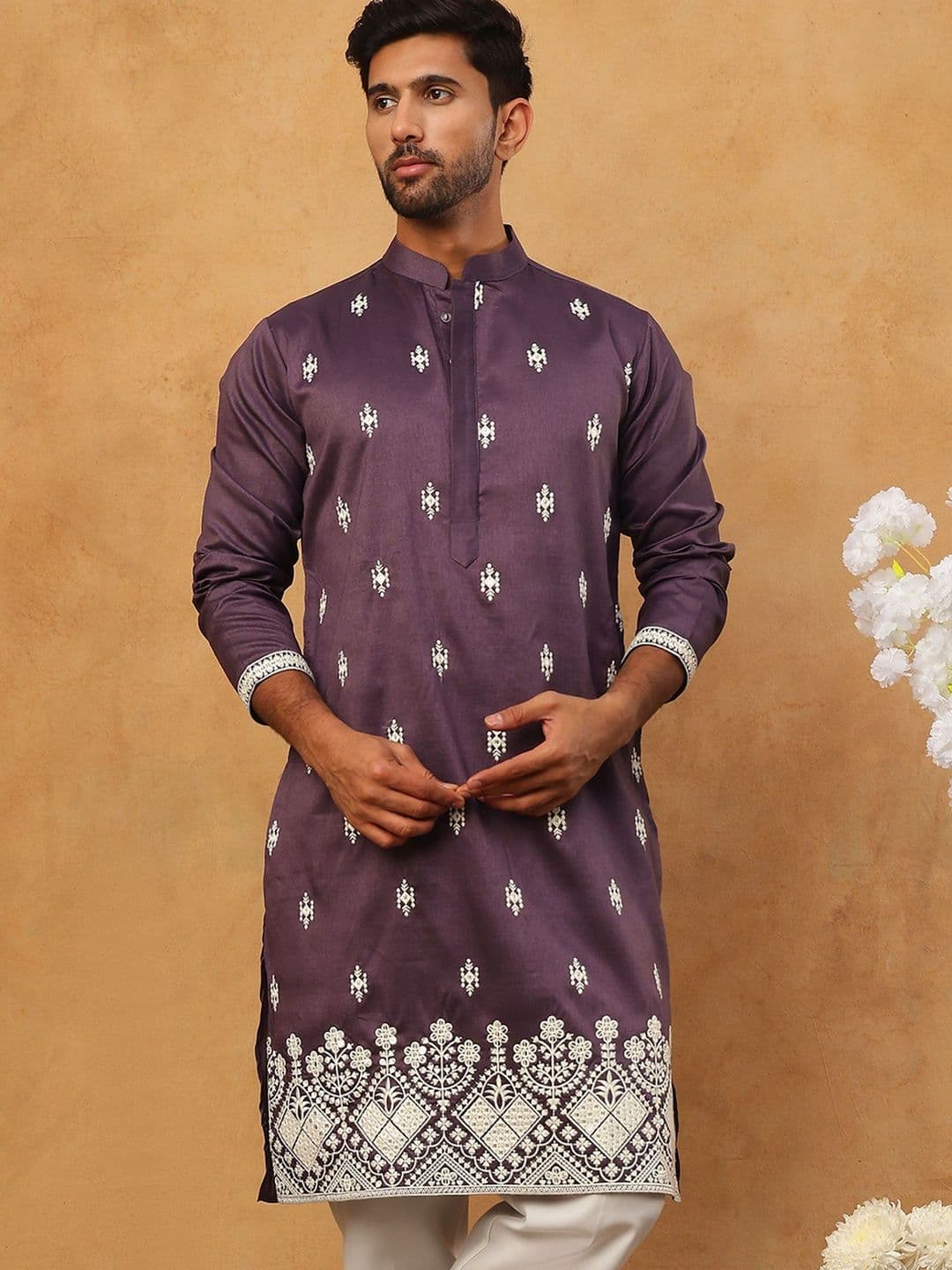 Jompers Men Floral Embroidered Chikankari Kurta - view 1