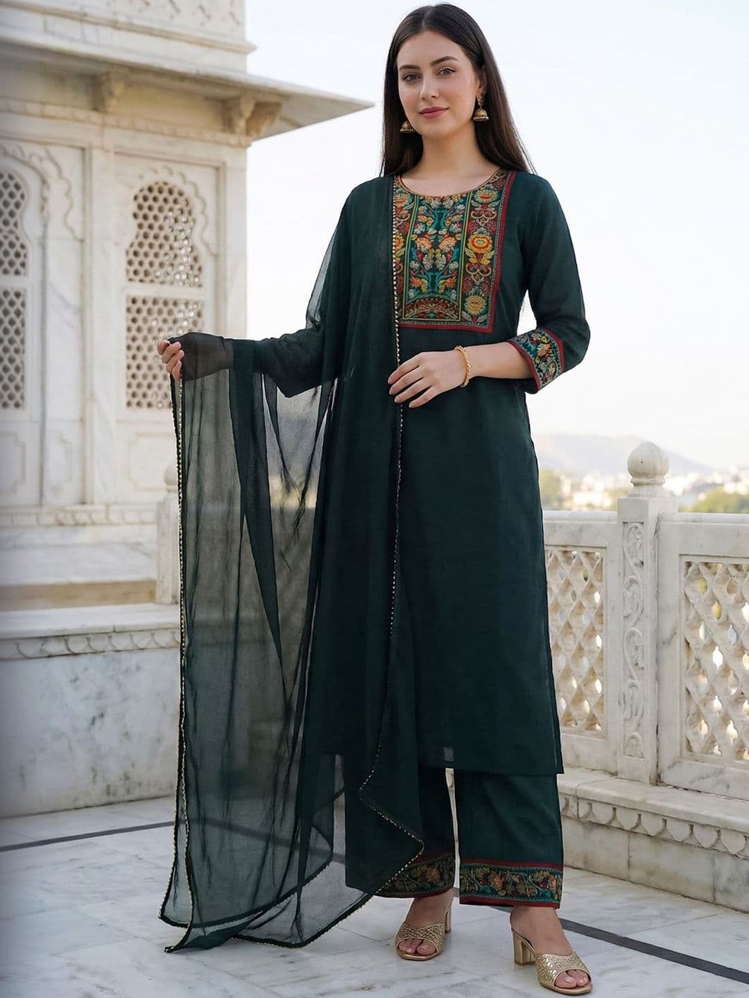 Indo Era Dupatta with Gotta Patti - view 1