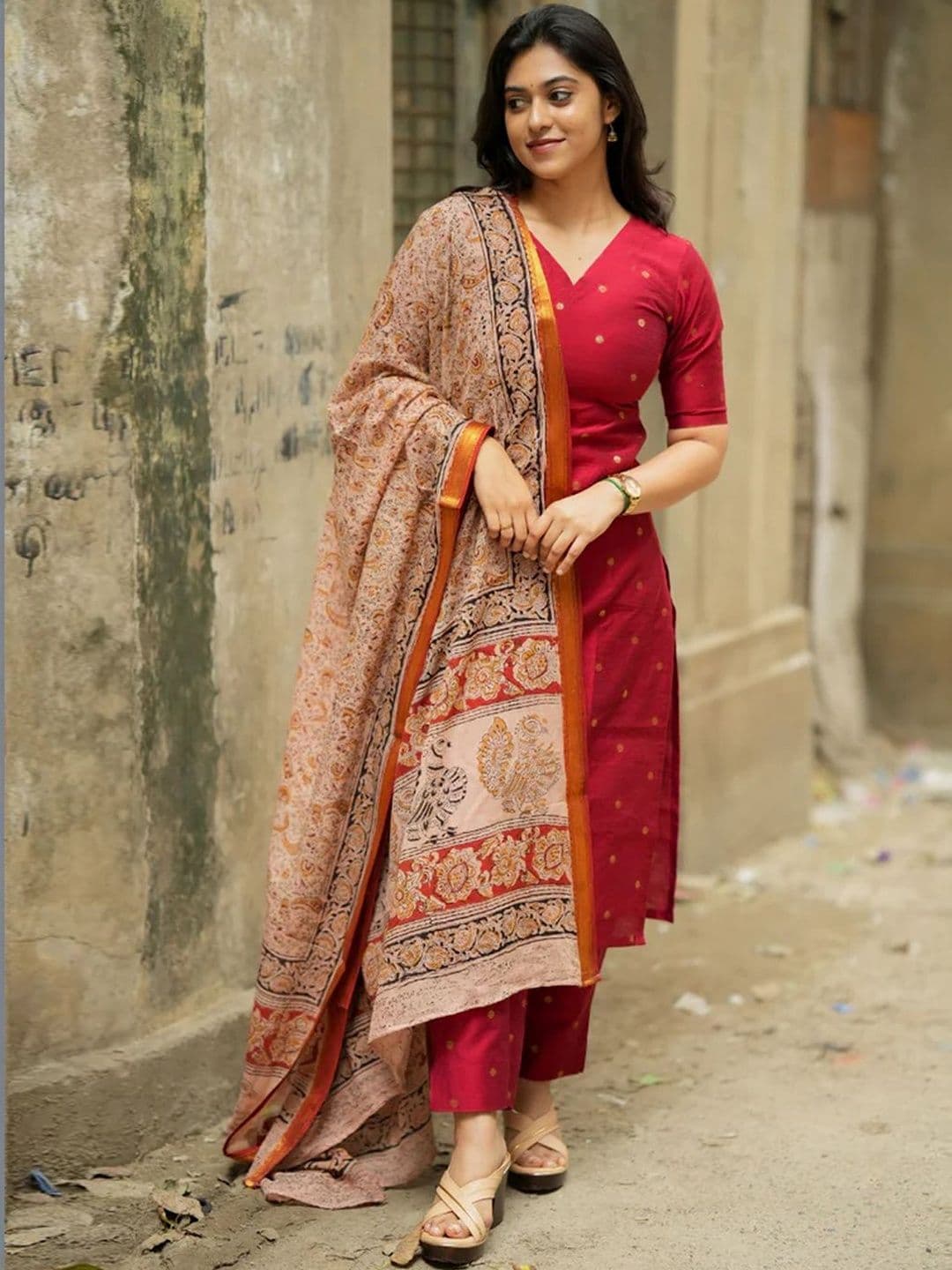GoSriKi Women Ethnic Motifs Regular Kurta with Trousers & With Dupatta - view 1