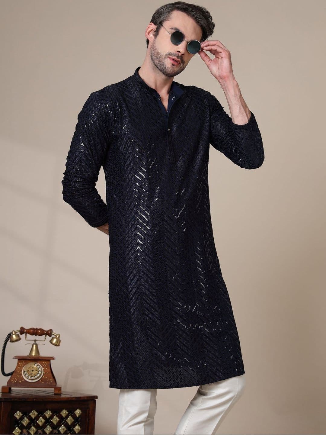 HERE&NOW Men Embellished Chikankari Kurta - view 1