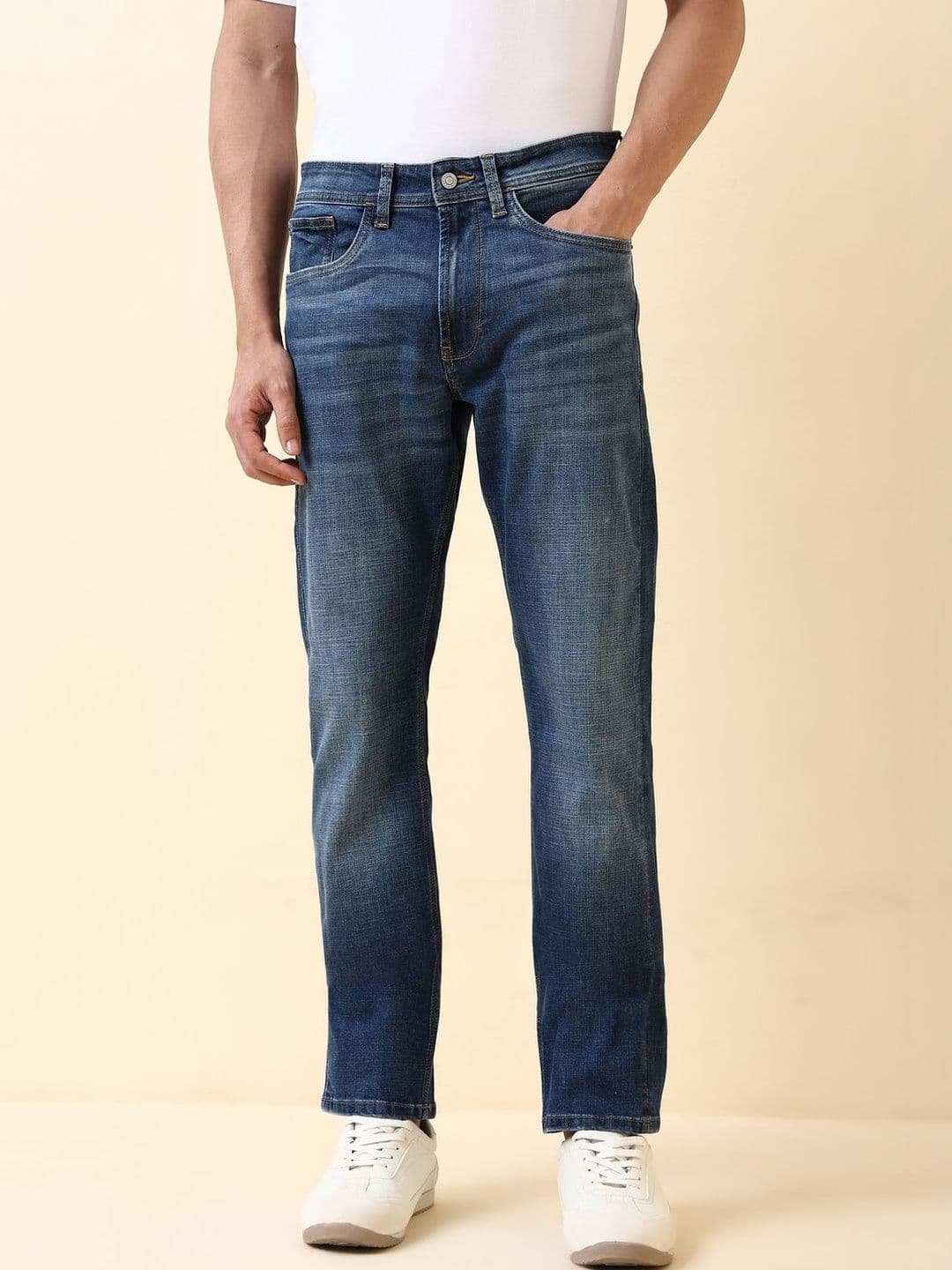 Allen Solly Men Regular Fit Mid-Rise Light Fade Jeans - view 1