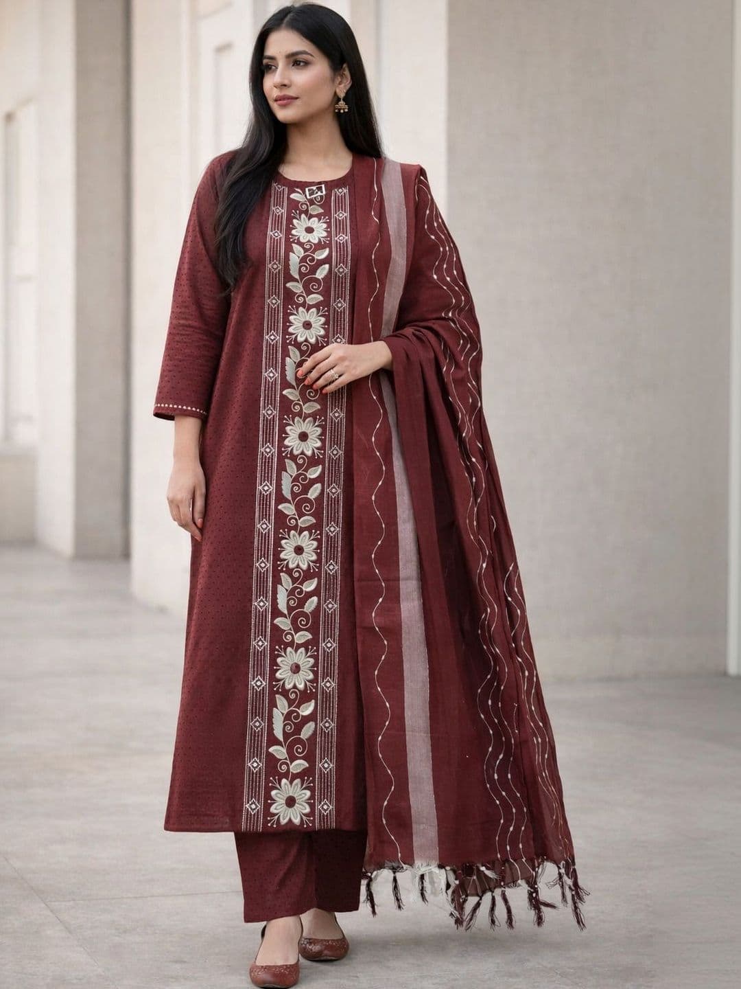 MI Textile Women Floral Embroidered Regular Thread Work Kurta with Trousers & With Dupatta - view 1