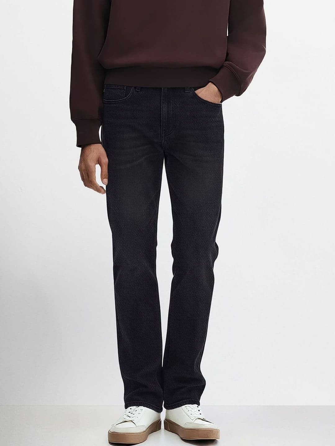 The Indian Garage Co Men Slim Fit Mid-Rise Light Fade Stretchable Jeans - view 1