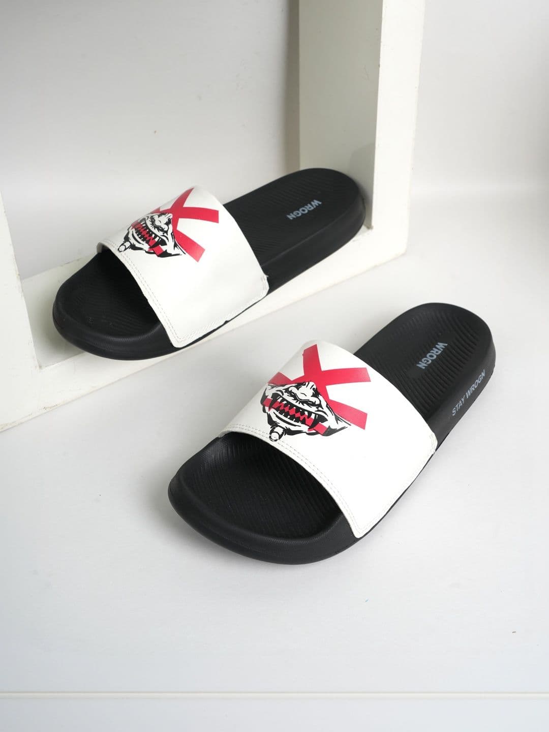 WROGN Men Printed Sliders - view 1