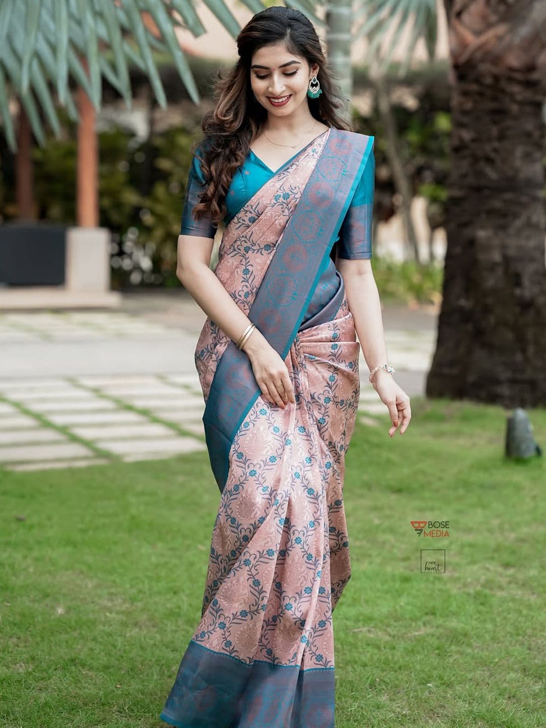 Urban Pallu Woven Design Silk Blend Handloom Mysore Silk Saree - view 1
