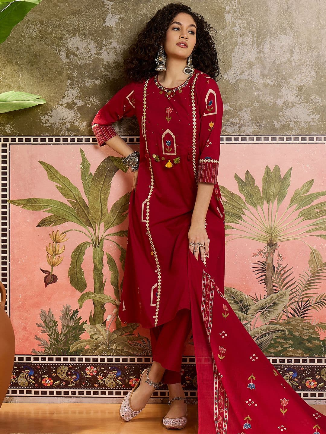 Sangria Printed Cotton Round Neck Kurta & Trousers With Dupatta - view 1