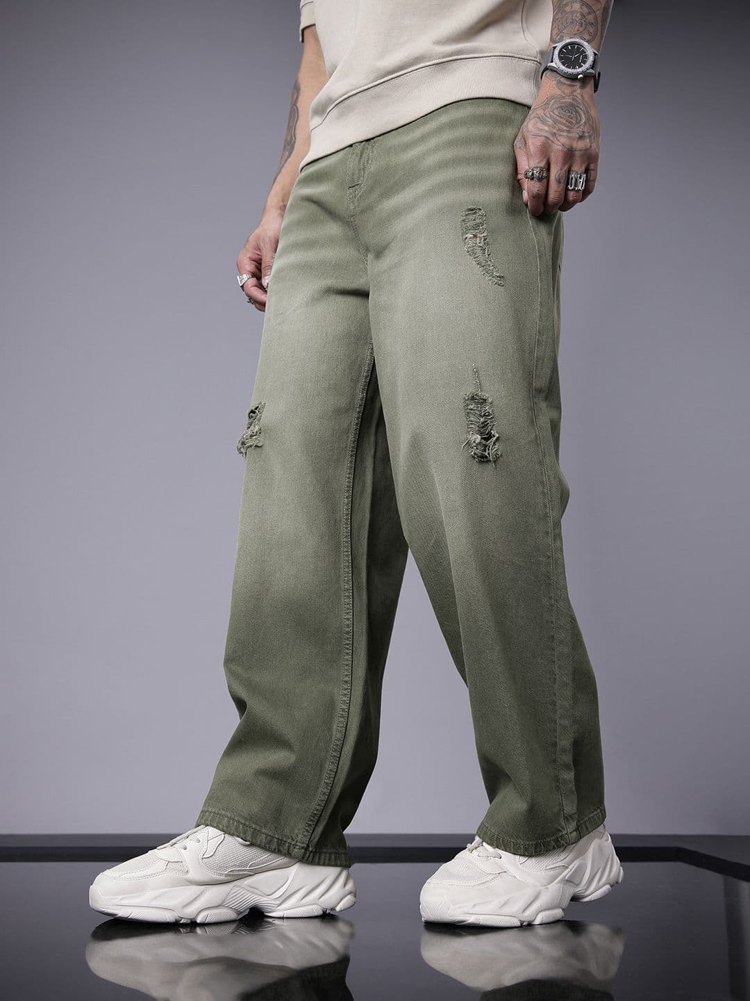 SOKO STREET Men Pure Cotton Relaxed Fit Mildly Distressed Heavy Fade Jeans - view 1