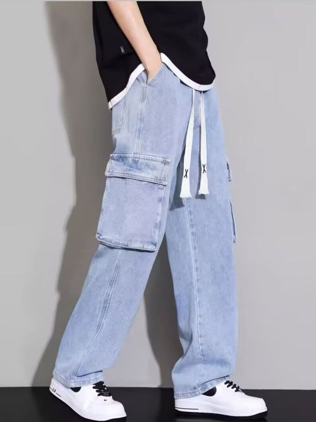 Suo Men Mid-Rise Light Fade Jeans - view 1