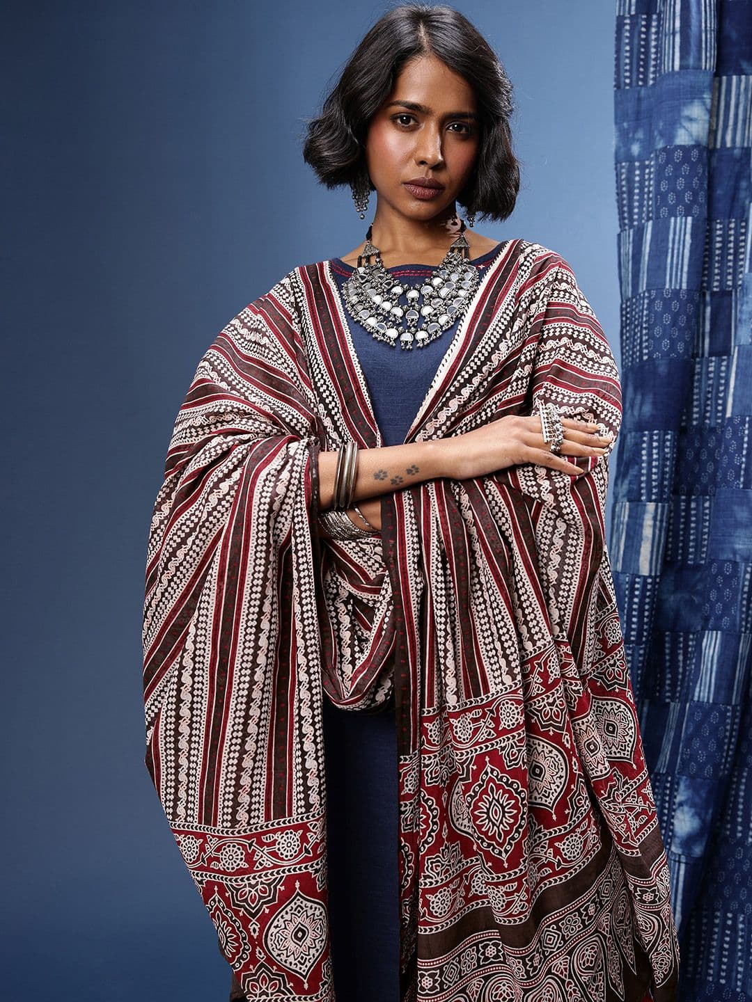 Taavi Ethnic Motifs Printed Pure Cotton Ajrakh Handblock Dupatta - view 1