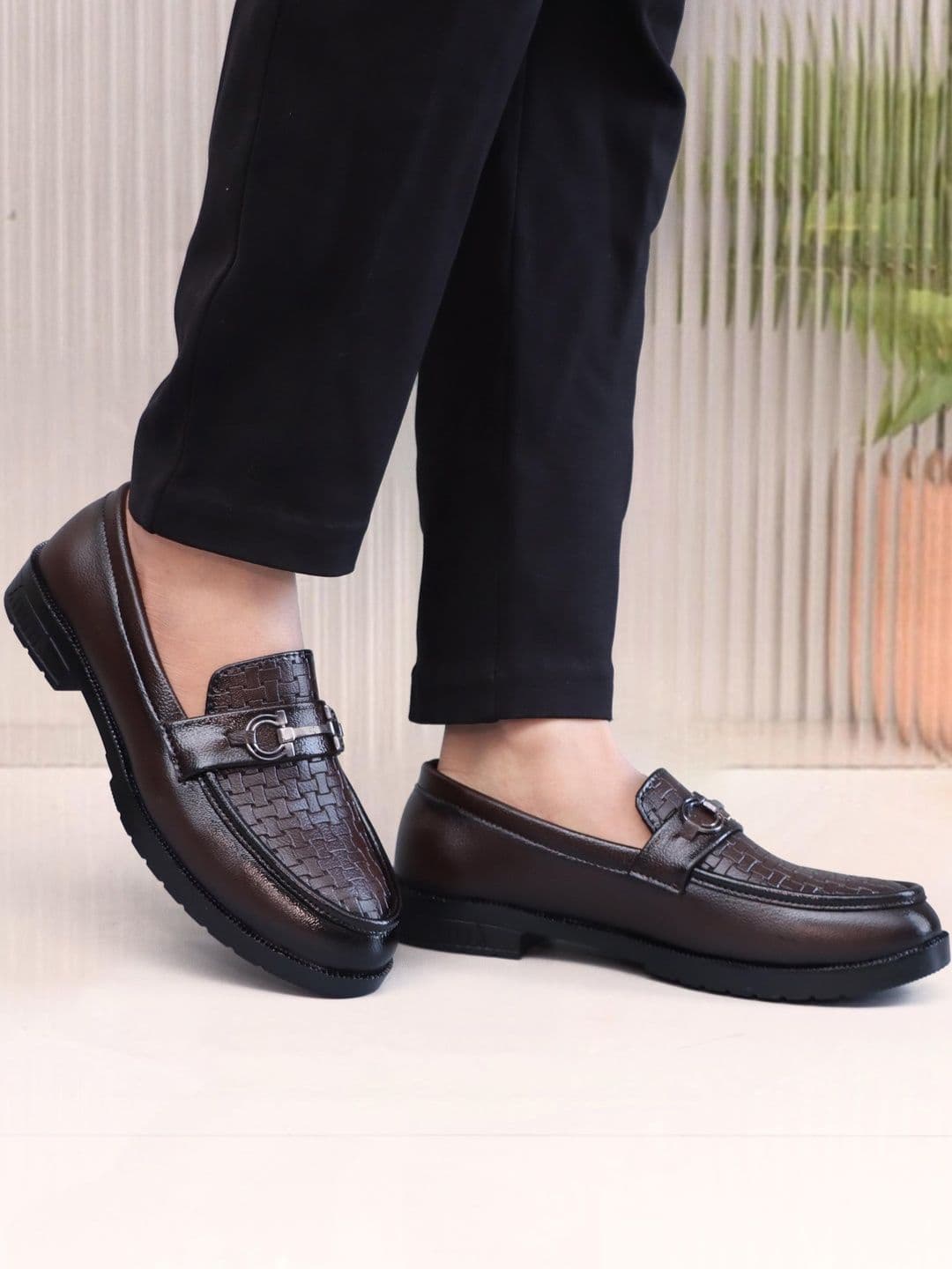 SHUAN Textured Round Toe Slip-On Formal Loafers - view 1