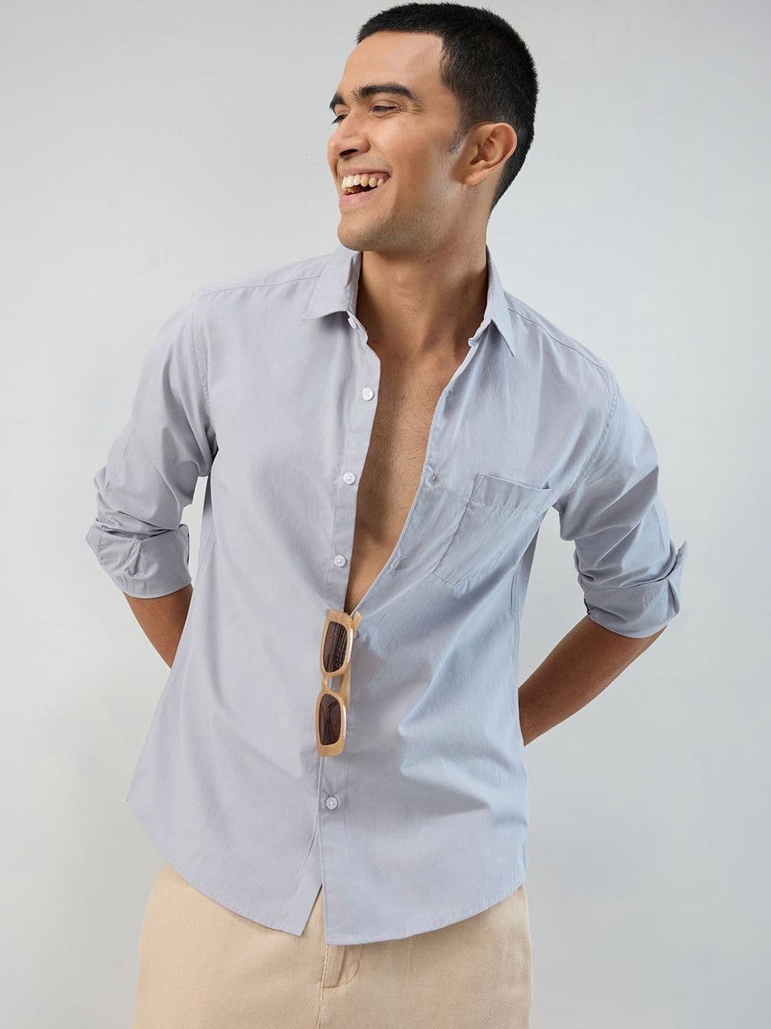 VASTRADO Solid Gainsboro Grey Poplin Peach Finish Shirt - view 1