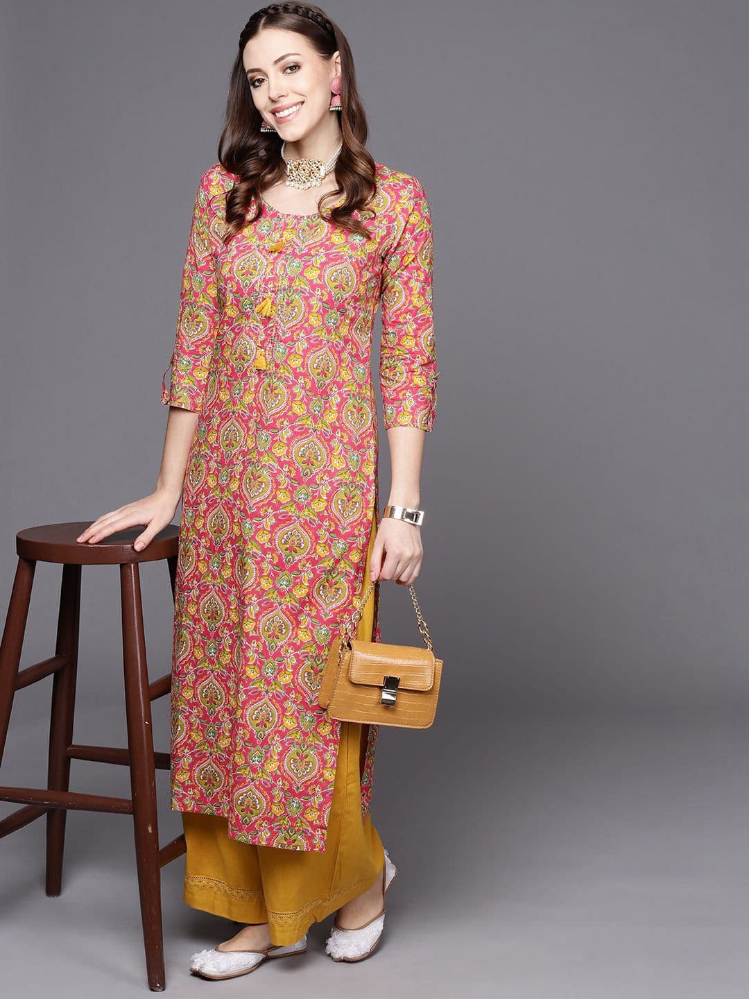 AADVIKA Women Floral Printed Kurta - view 1