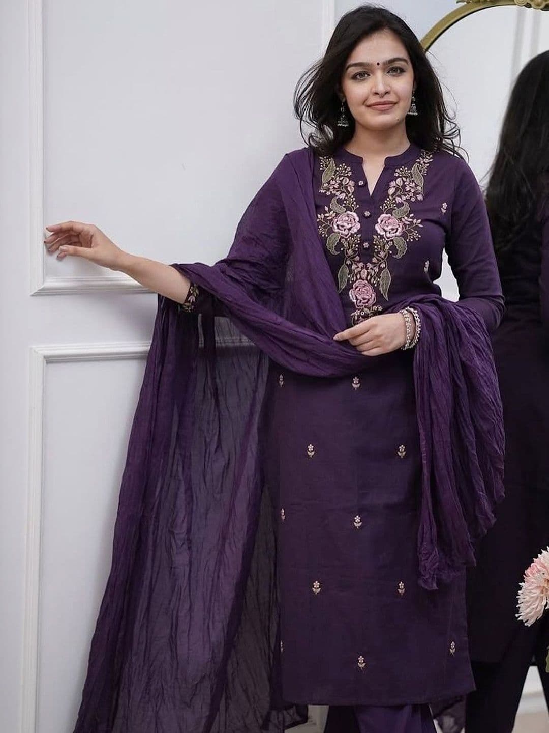 JBTEX Women Floral Embroidered Regular Thread Work Kurta with Palazzos & With Dupatta - view 1