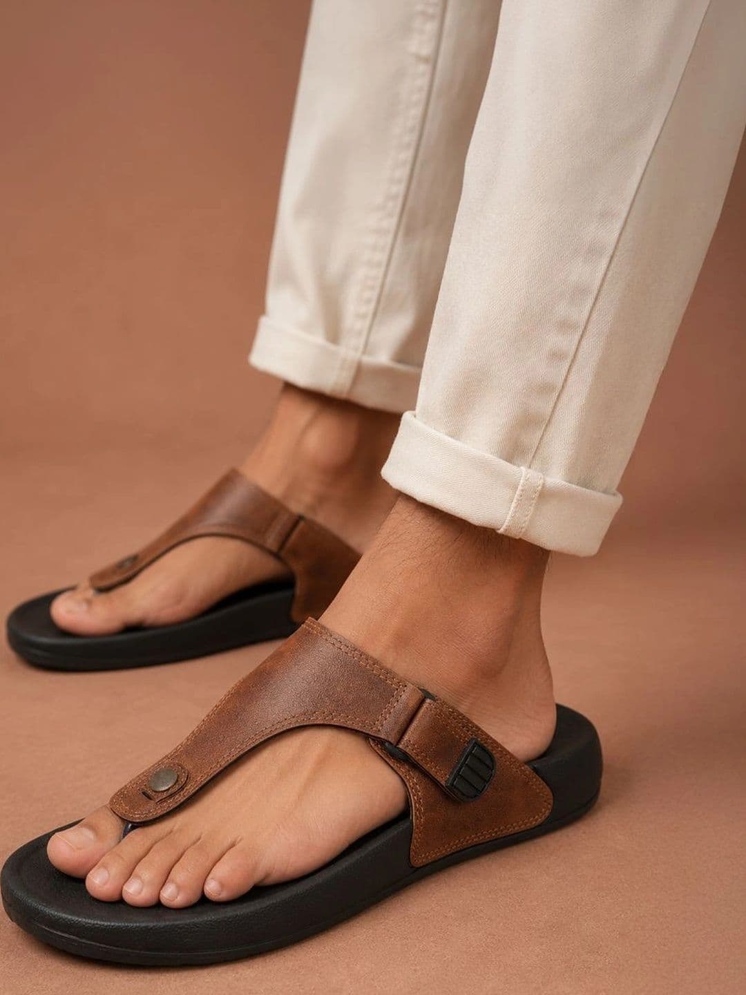 WELCOME Men Open Toe Comfort Lightweight Arch Support Durable Anti-Skid Sandal - view 1