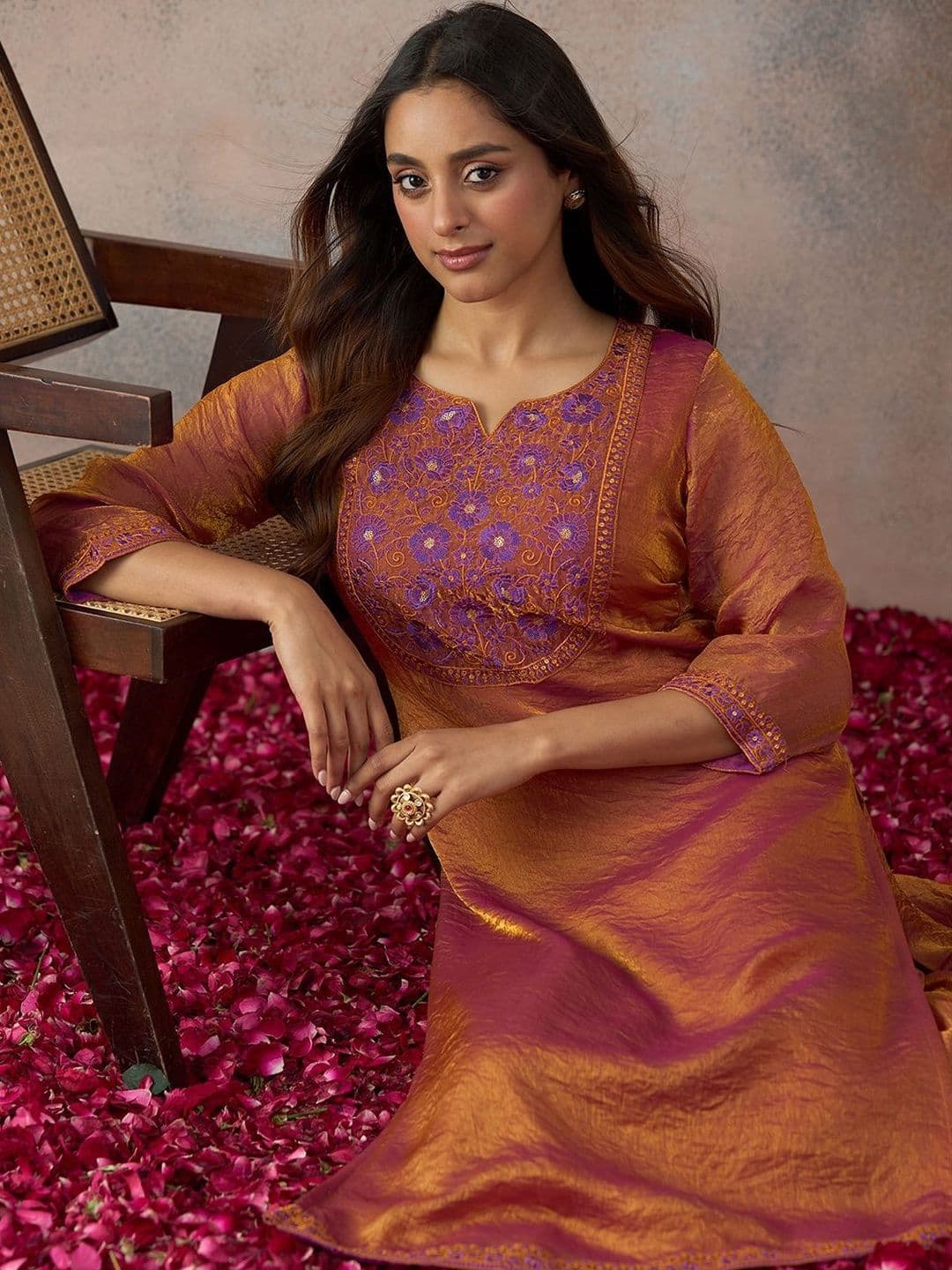 SOURAGYA Women Ethnic Motifs Embroidered Regular Thread Work Kurta with Palazzos - view 1