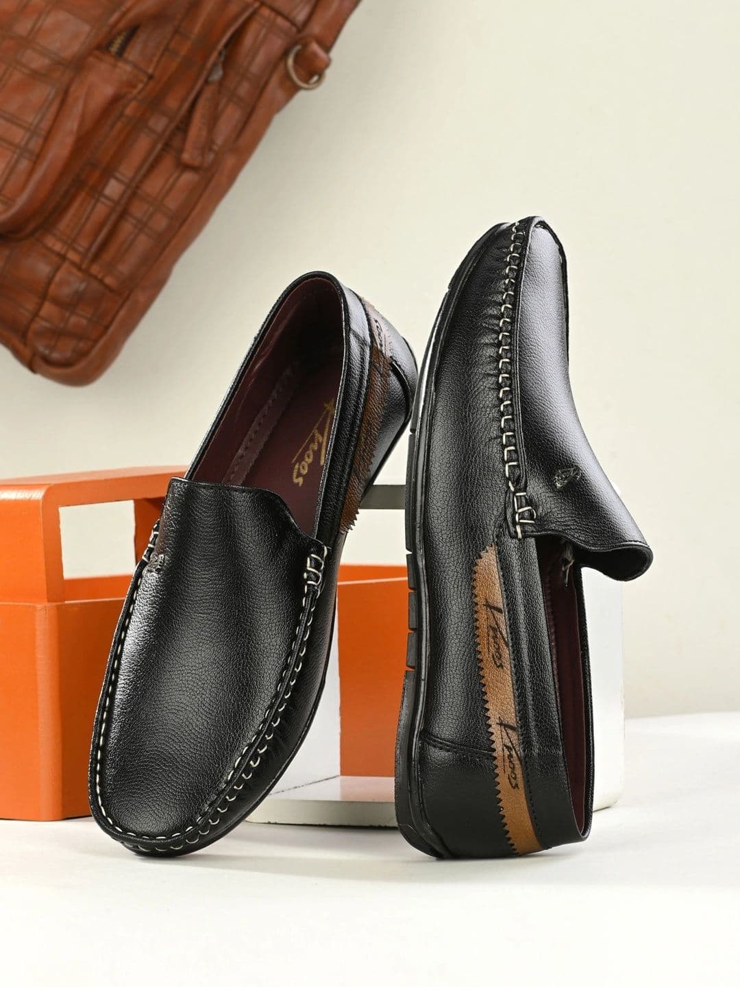 knoos Heritage Men Round Toe Formal Loafers - view 1