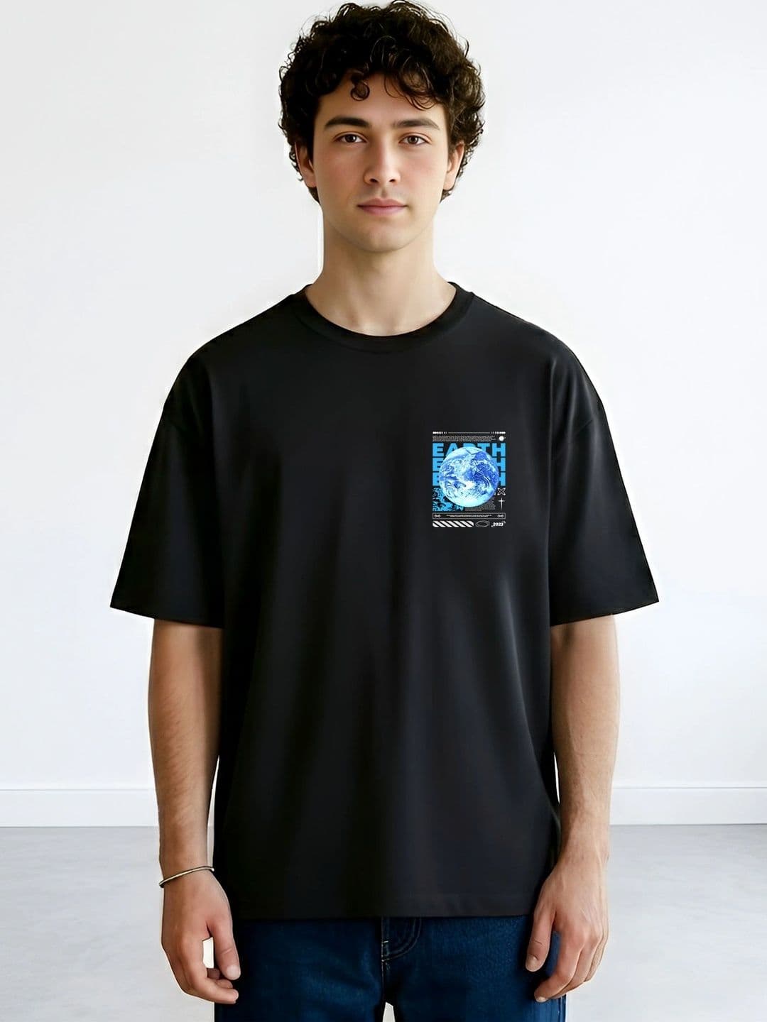 Black Pigeon Black Earth Graphic Oversized T-shirt - view 1
