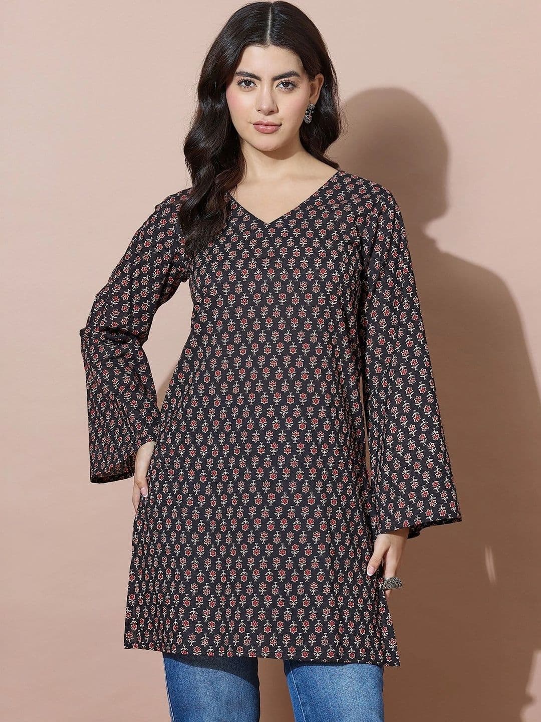 Sangria Women Ethnic Motifs Printed Bell Sleeves Indie Prints Kurta - view 1