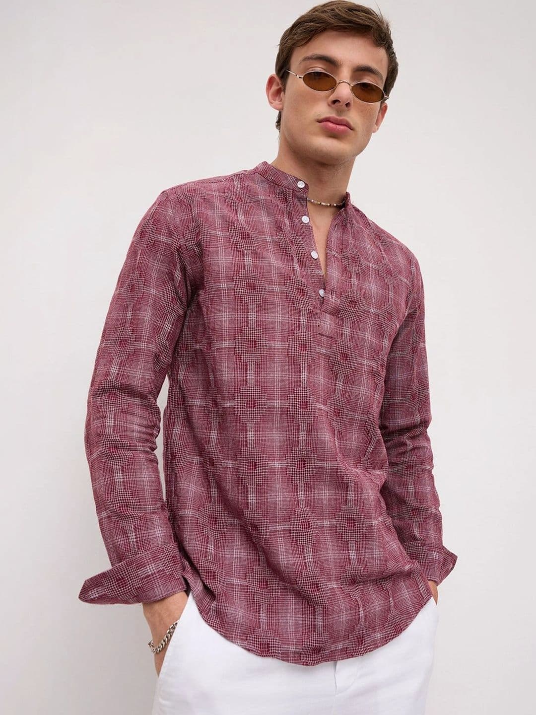 VASTRADO Men Checked Kurta - view 1