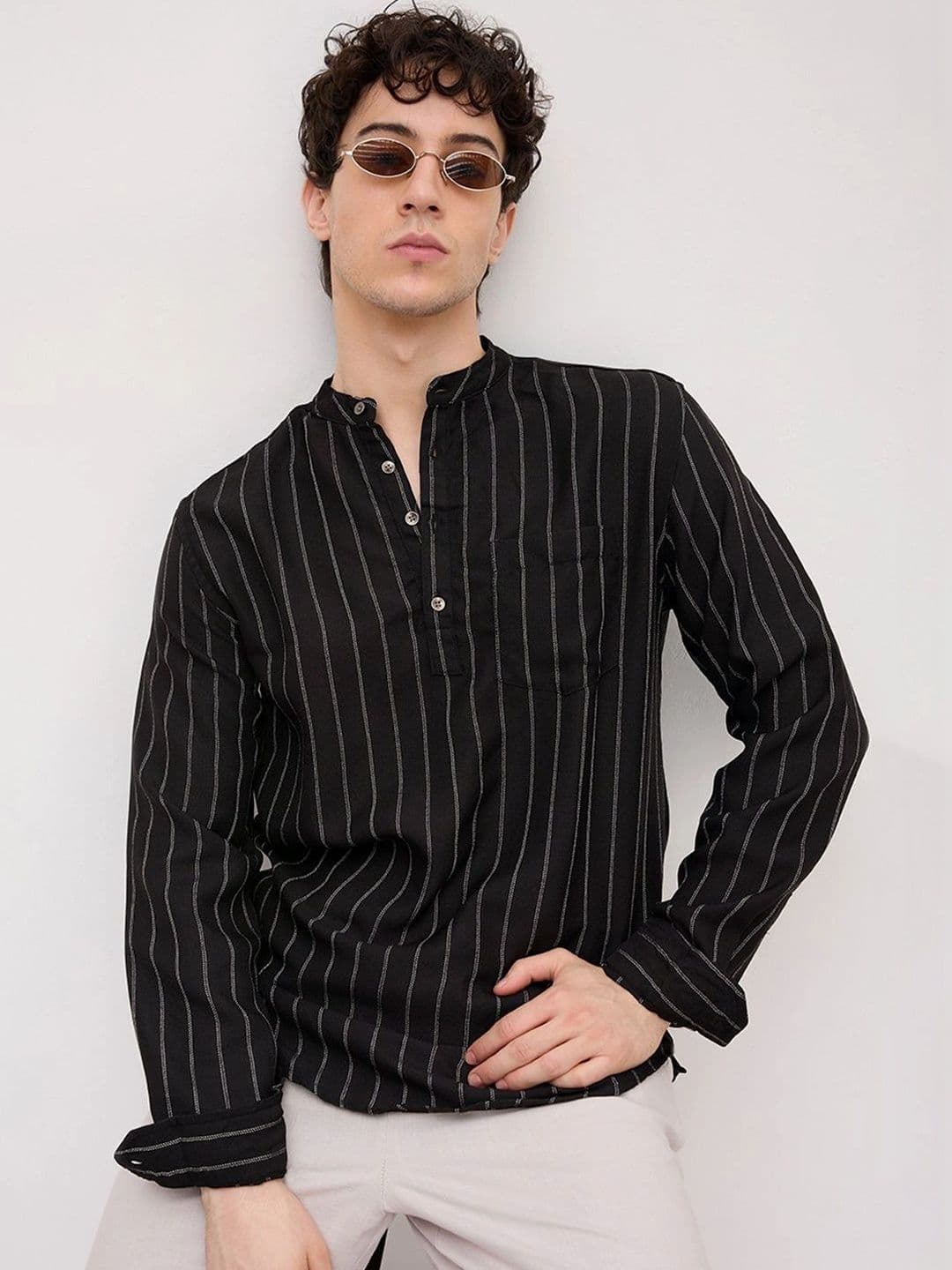 VASTRADO Men Striped Kurta - view 1