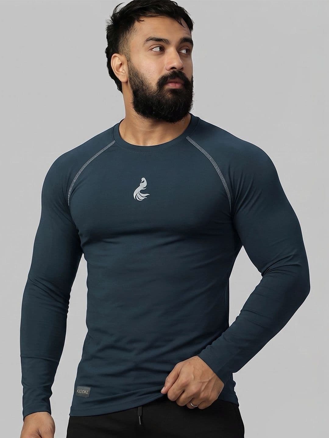 KLOUE Men Brand Logo Printed Compression T-shirt - view 1