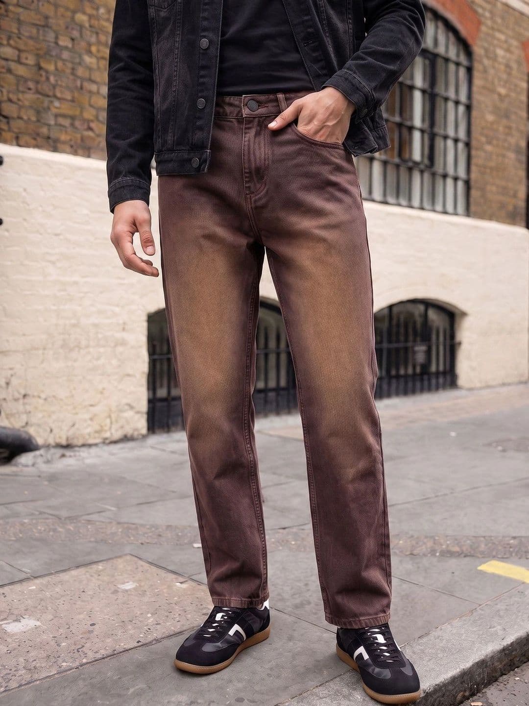 Urbano Fashion Men Relaxed Fit Mid-Rise Light Fade Jeans - view 1