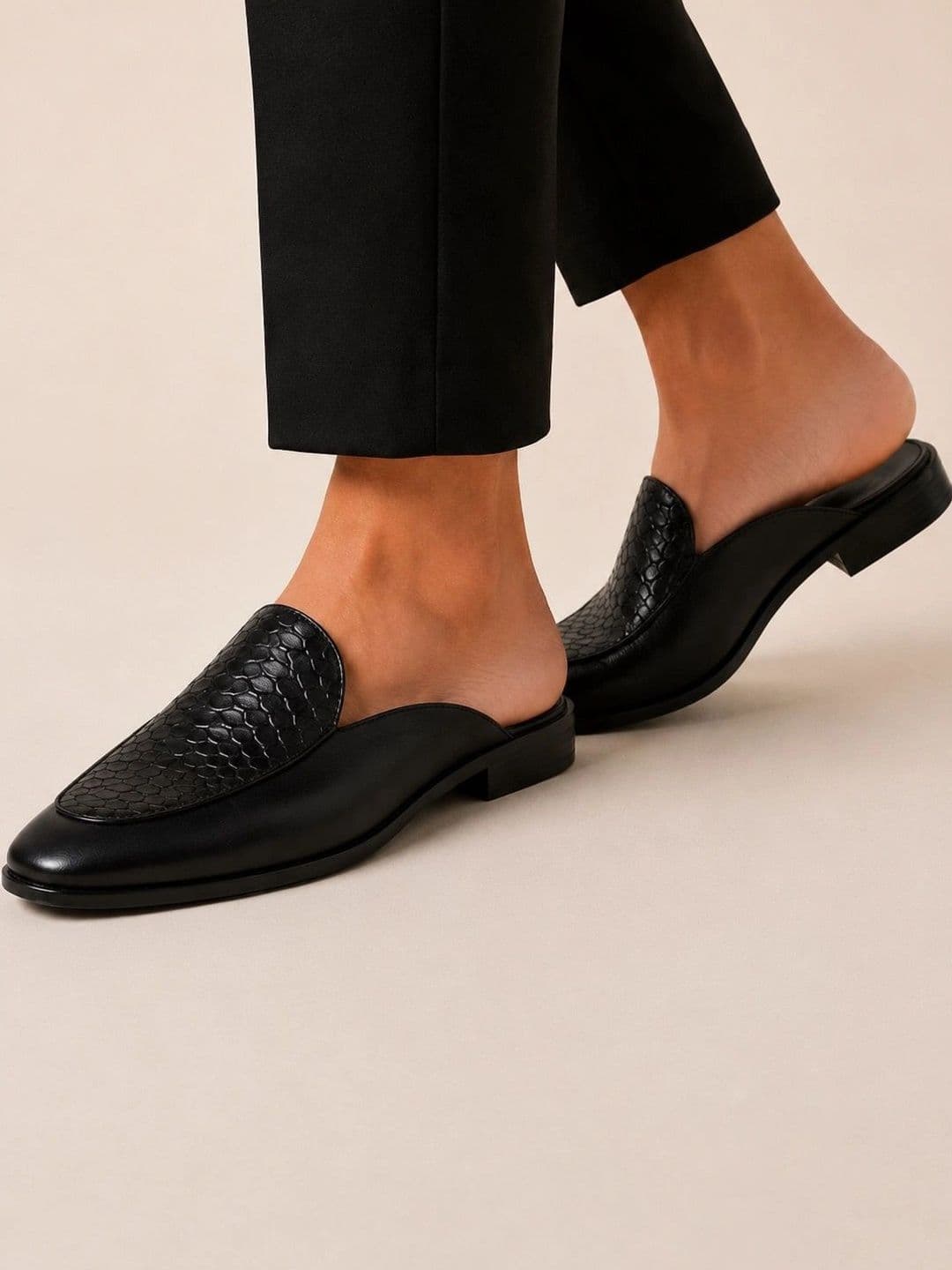 Mast & Harbour Men Shoe-Style Sandals - view 1